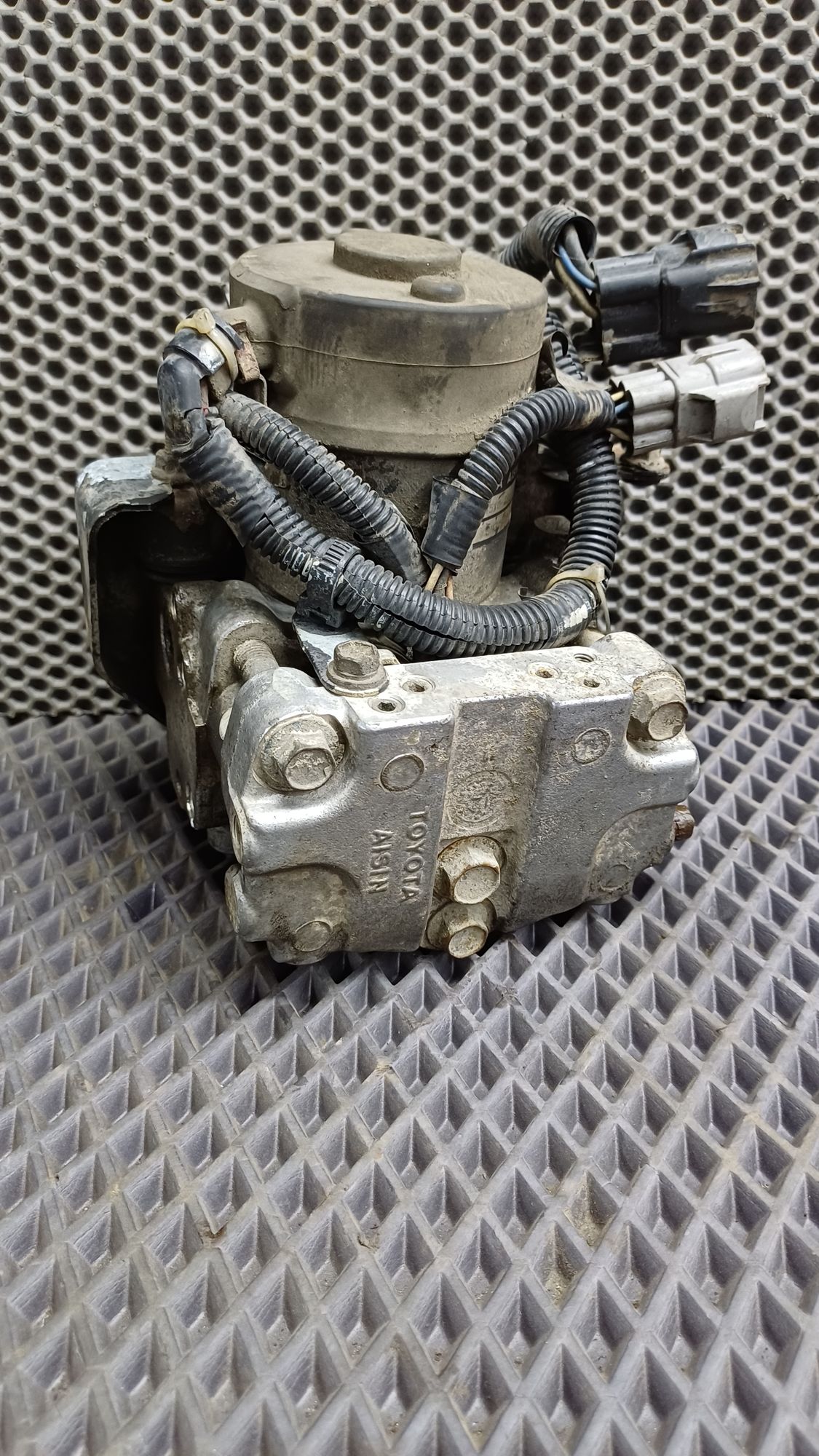 Б/У Блок ABS Toyota CARINA E 6 дорест. 1992—1996 1994 Зеленый, 1990 рублей, Краснодар