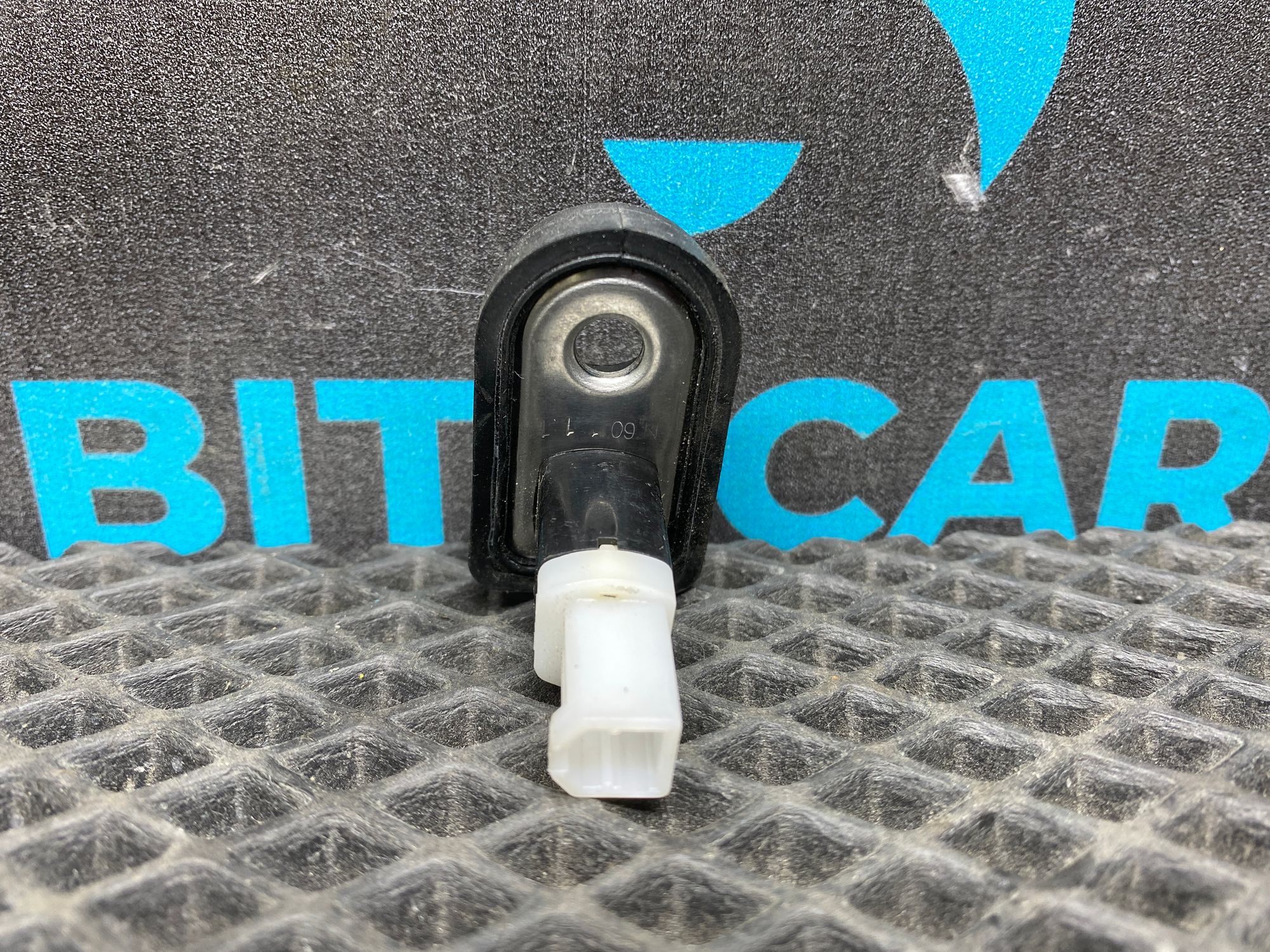 https://ycs.partsauto.market/partsauto-images/thmbs/userImages/c8f07ba63eb5b2f0f6006ea854bf8f7d/part/a0fe8150-149c-4404-b960-19cd7b71d231_1776946995535.jpg