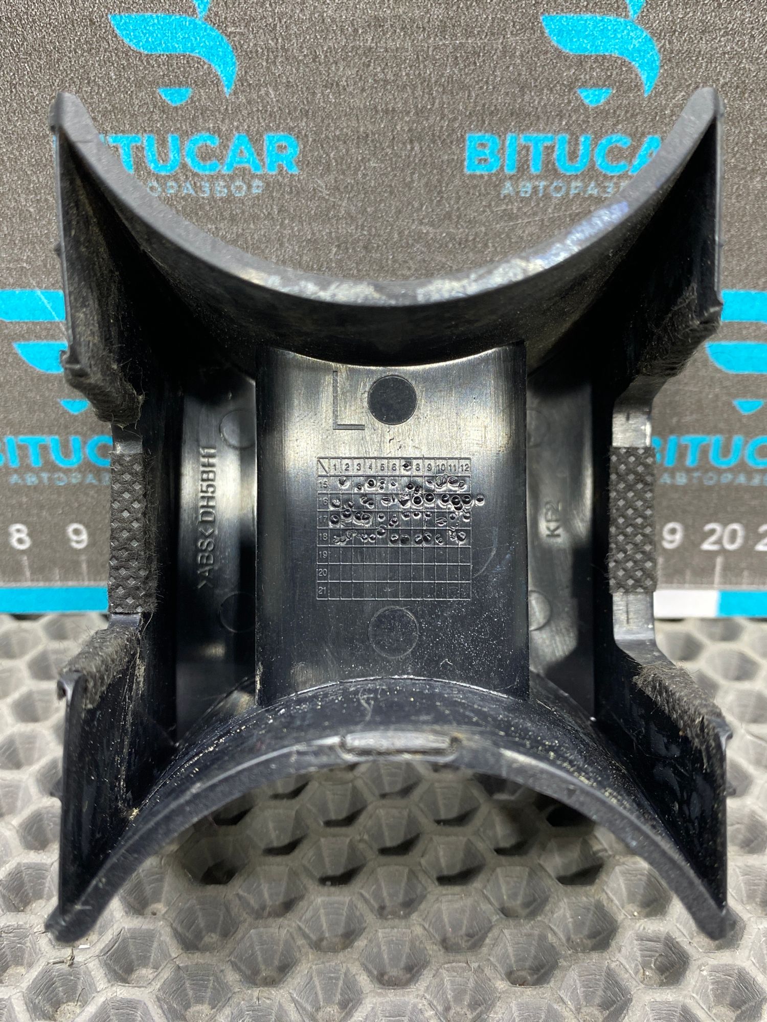 https://ycs.partsauto.market/partsauto-images/thmbs/userImages/c8f07ba63eb5b2f0f6006ea854bf8f7d/part/a11c1a13-ba31-4a93-94ad-45c9d5519282_1777802915427.jpg