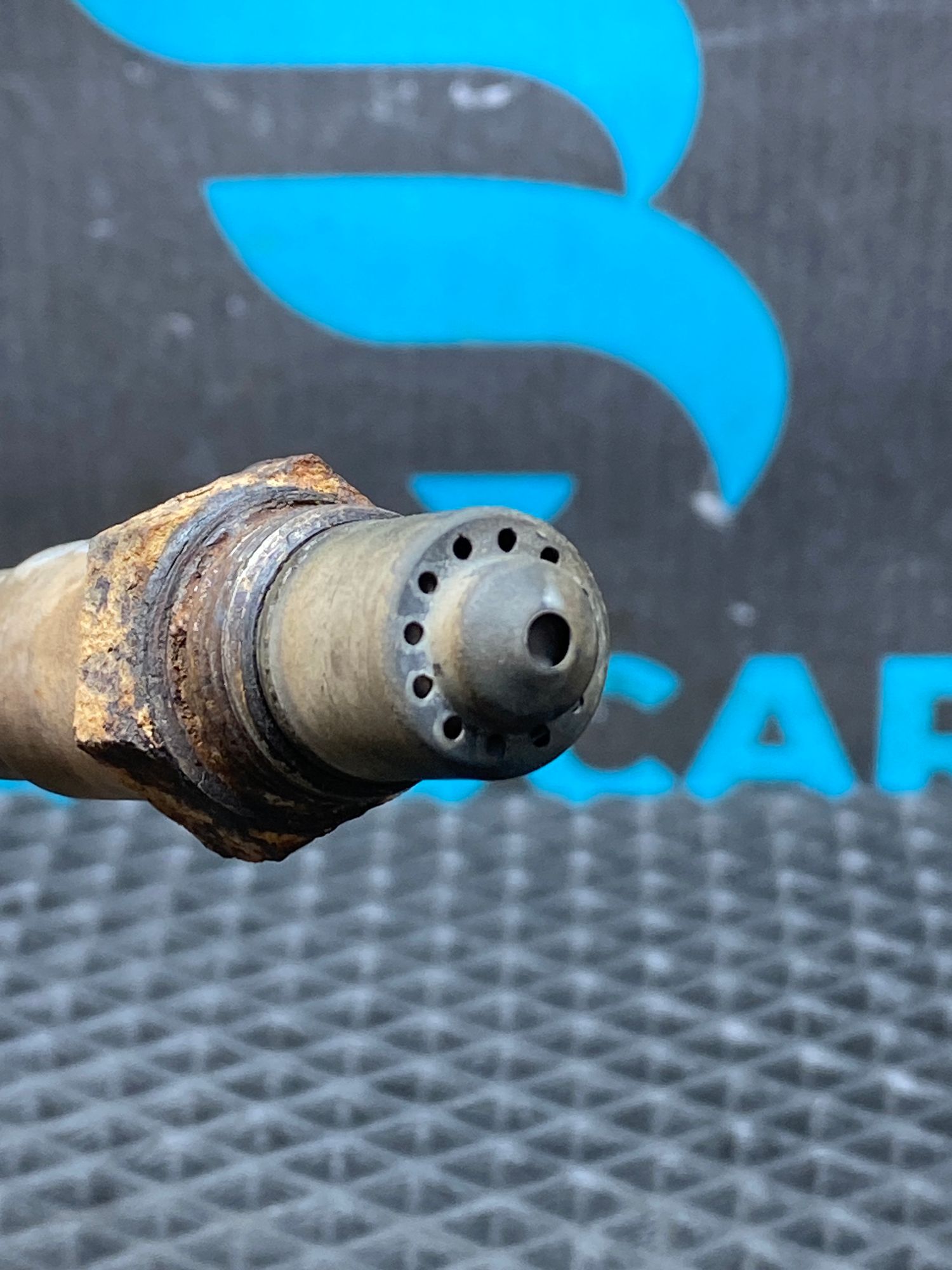 https://ycs.partsauto.market/partsauto-images/thmbs/userImages/c8f07ba63eb5b2f0f6006ea854bf8f7d/part/a155385f-e51c-46a6-84e4-94ff8327a348_1777289096164.jpg
