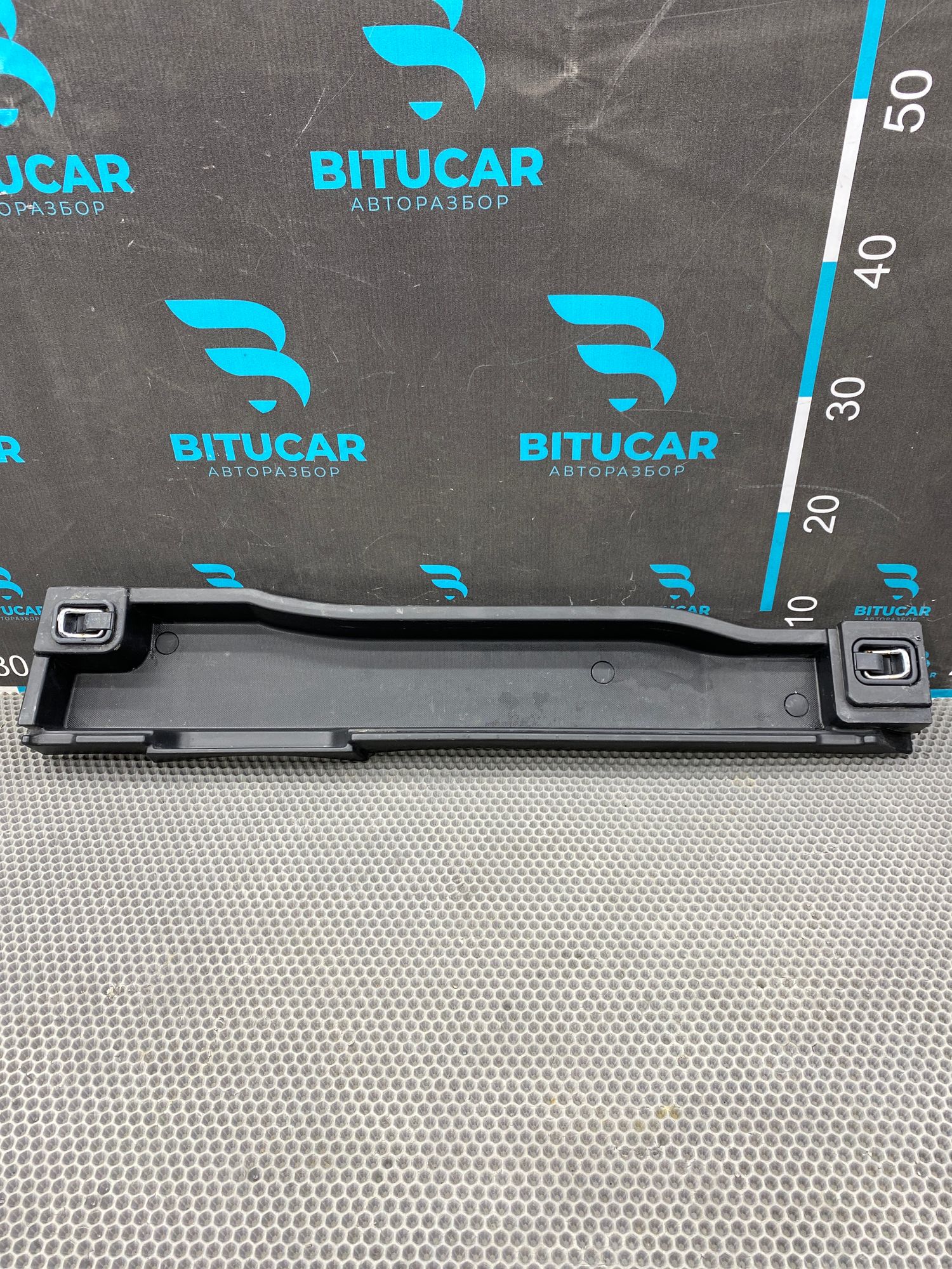 https://ycs.partsauto.market/partsauto-images/thmbs/userImages/c8f07ba63eb5b2f0f6006ea854bf8f7d/part/a184cc59-2ddf-4a45-81d6-b6dd2f3a8077_1775028267770.jpg