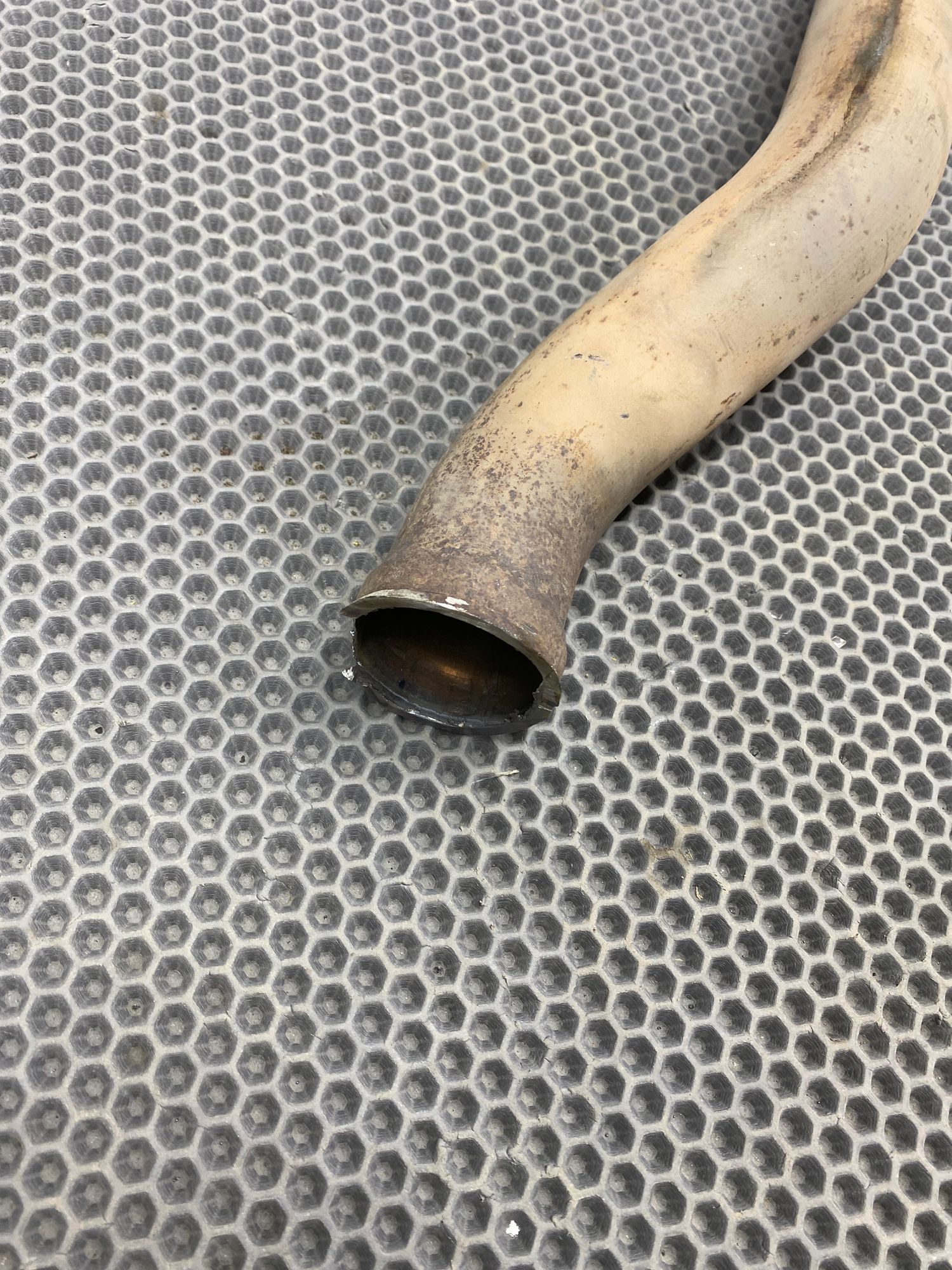 Б/У Труба приемная без резонатора Kia Rio 4 (G4FG) 1.6L AT 2021, 990 рублей, Краснодар