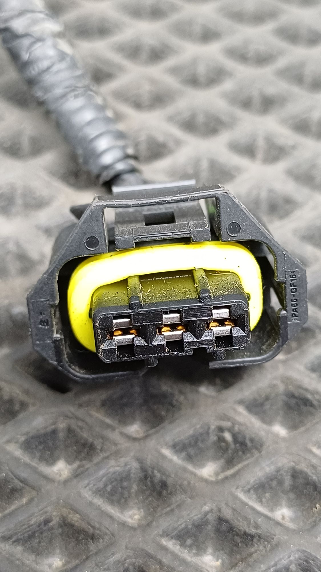 https://ycs.partsauto.market/partsauto-images/thmbs/userImages/c8f07ba63eb5b2f0f6006ea854bf8f7d/part/a21c9297-1041-4cc6-a514-2565f2eb17d1_1777541546461.jpg
