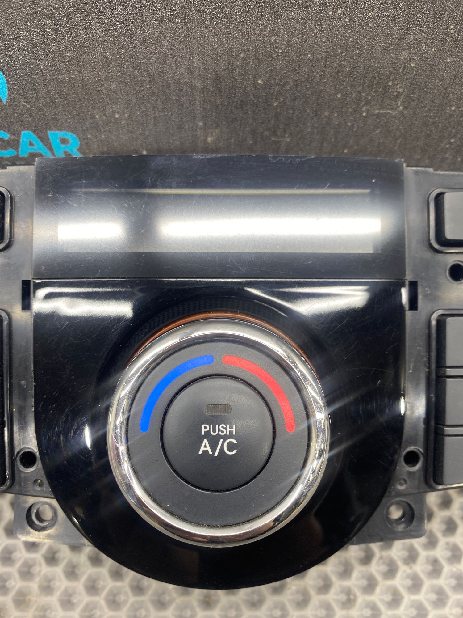 https://ycs.partsauto.market/partsauto-images/thmbs/userImages/c8f07ba63eb5b2f0f6006ea854bf8f7d/part/a2951359-e84d-4ffd-b8ac-3da5eb70a900_1767962128266.jpg
