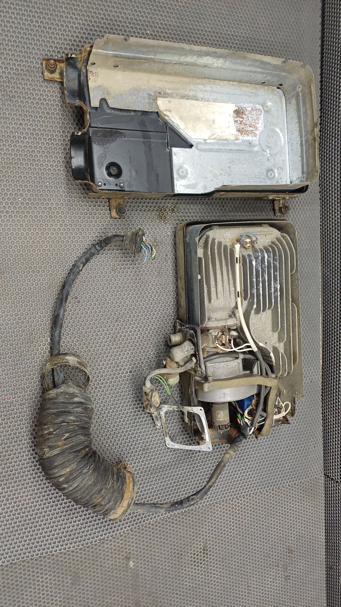 Б/У Автономный отопитель Volkswagen Transporter T4 4 дорест. 1990—2003 1993 синий, 15990 рублей, Краснодар