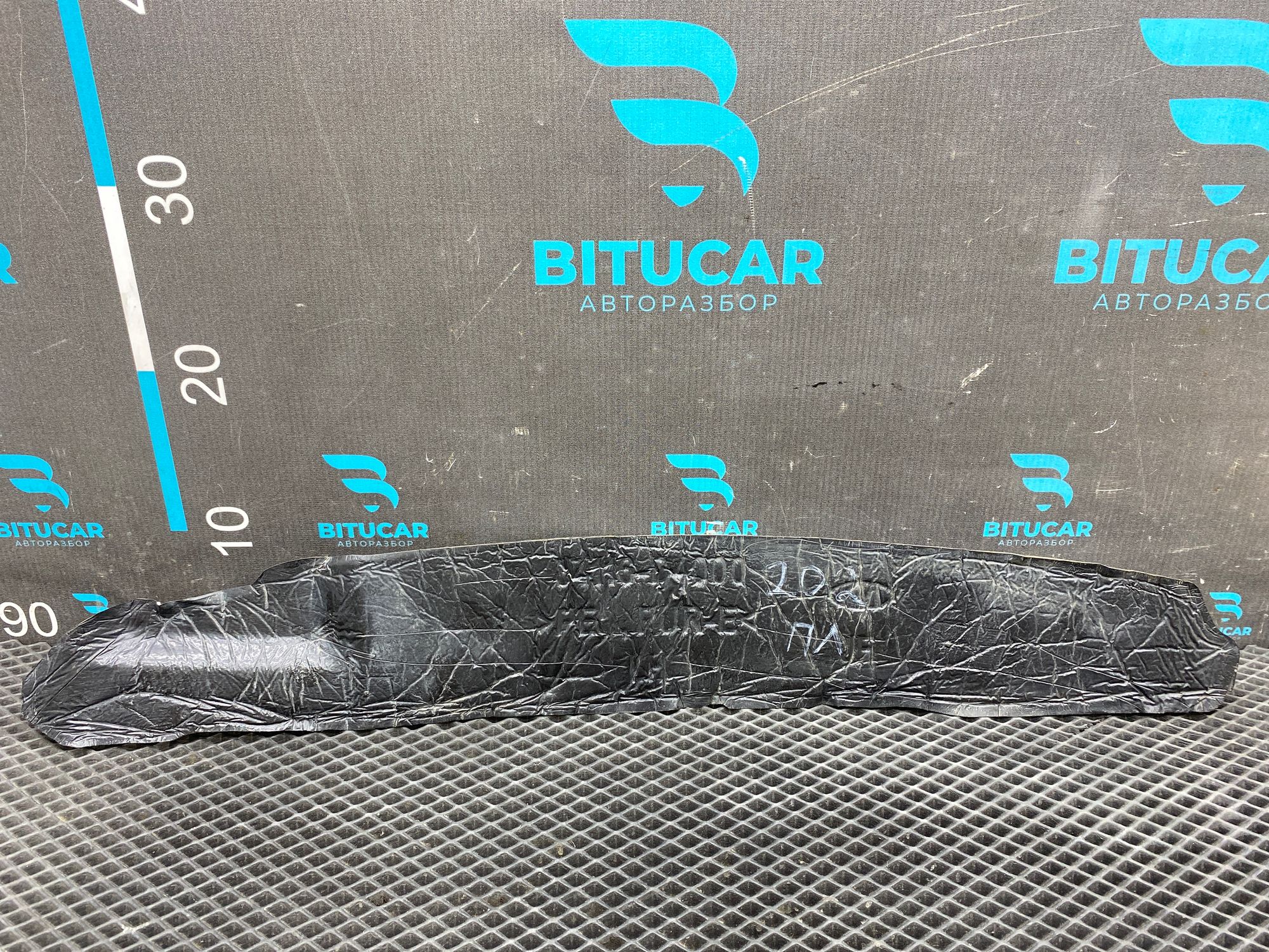 https://ycs.partsauto.market/partsauto-images/thmbs/userImages/c8f07ba63eb5b2f0f6006ea854bf8f7d/part/a2b6408a-7f1d-4a90-94a5-1c9bd8724c1f_1777803304828.jpg