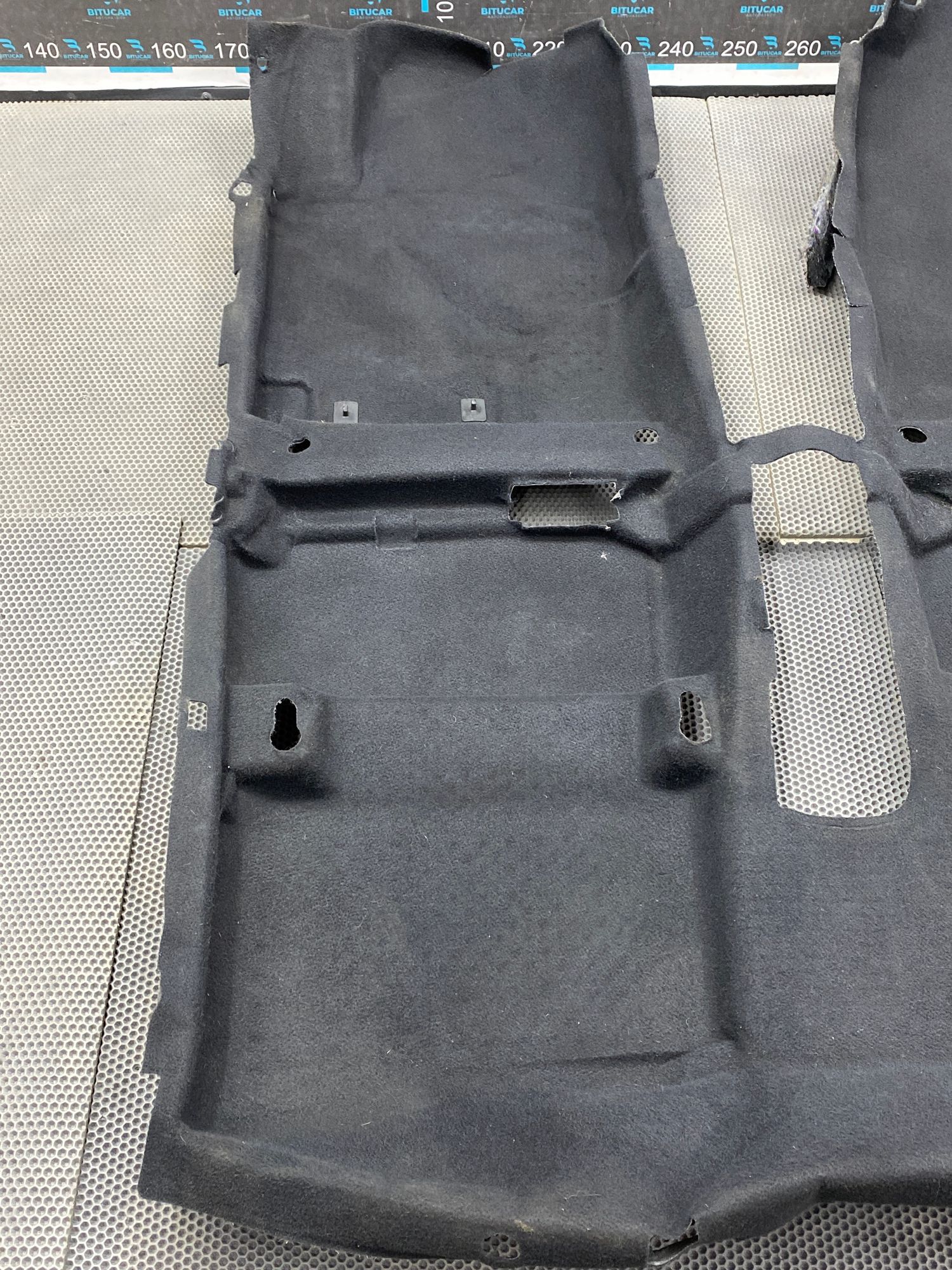 https://ycs.partsauto.market/partsauto-images/thmbs/userImages/c8f07ba63eb5b2f0f6006ea854bf8f7d/part/a3c6c094-67bd-44e7-a533-23fe21757806_1777042836484.jpg
