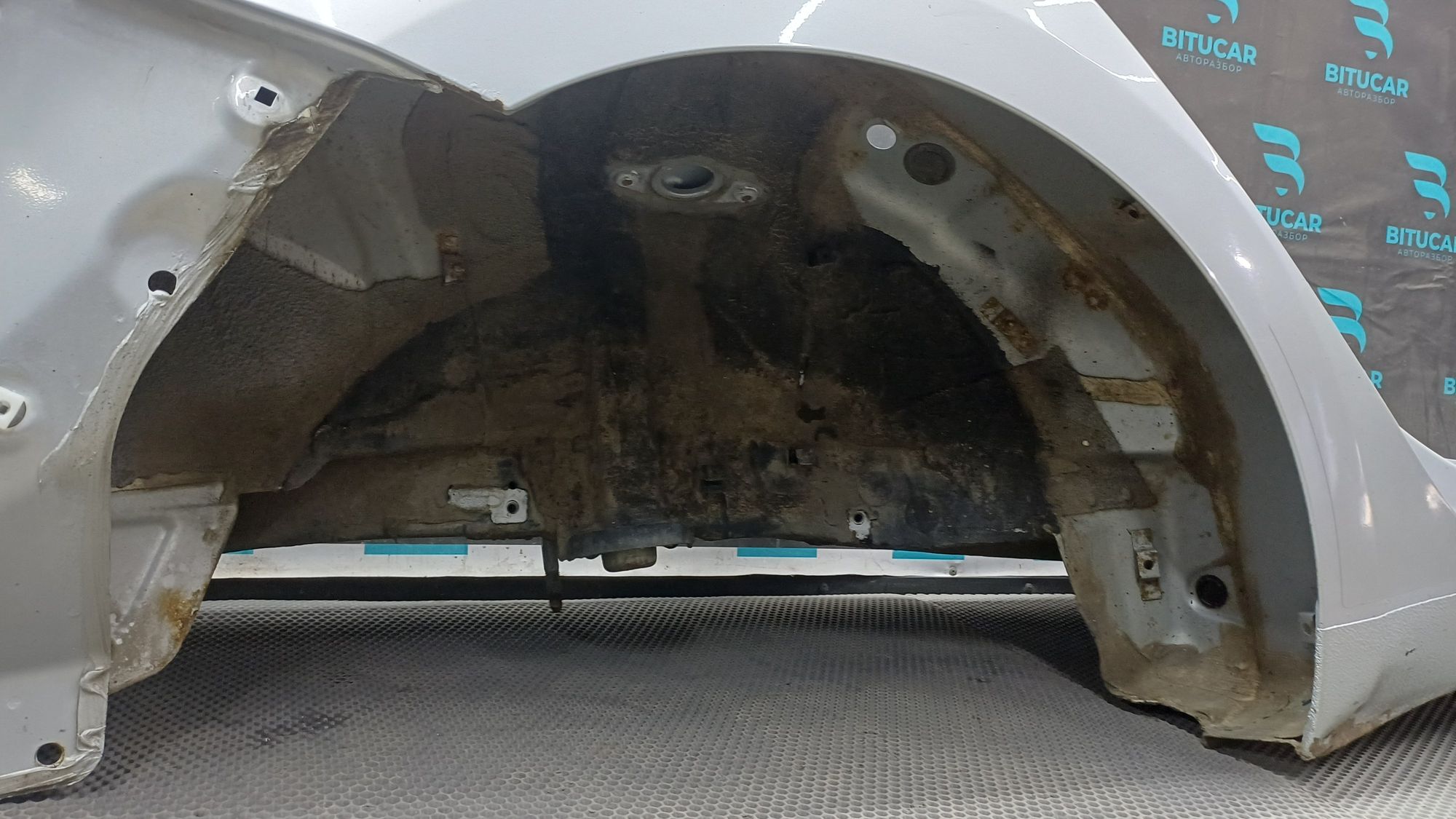 https://ycs.partsauto.market/partsauto-images/thmbs/userImages/c8f07ba63eb5b2f0f6006ea854bf8f7d/part/a3e8825c-b4c2-44c4-82b9-941a53c9388d_1777184659959.jpg