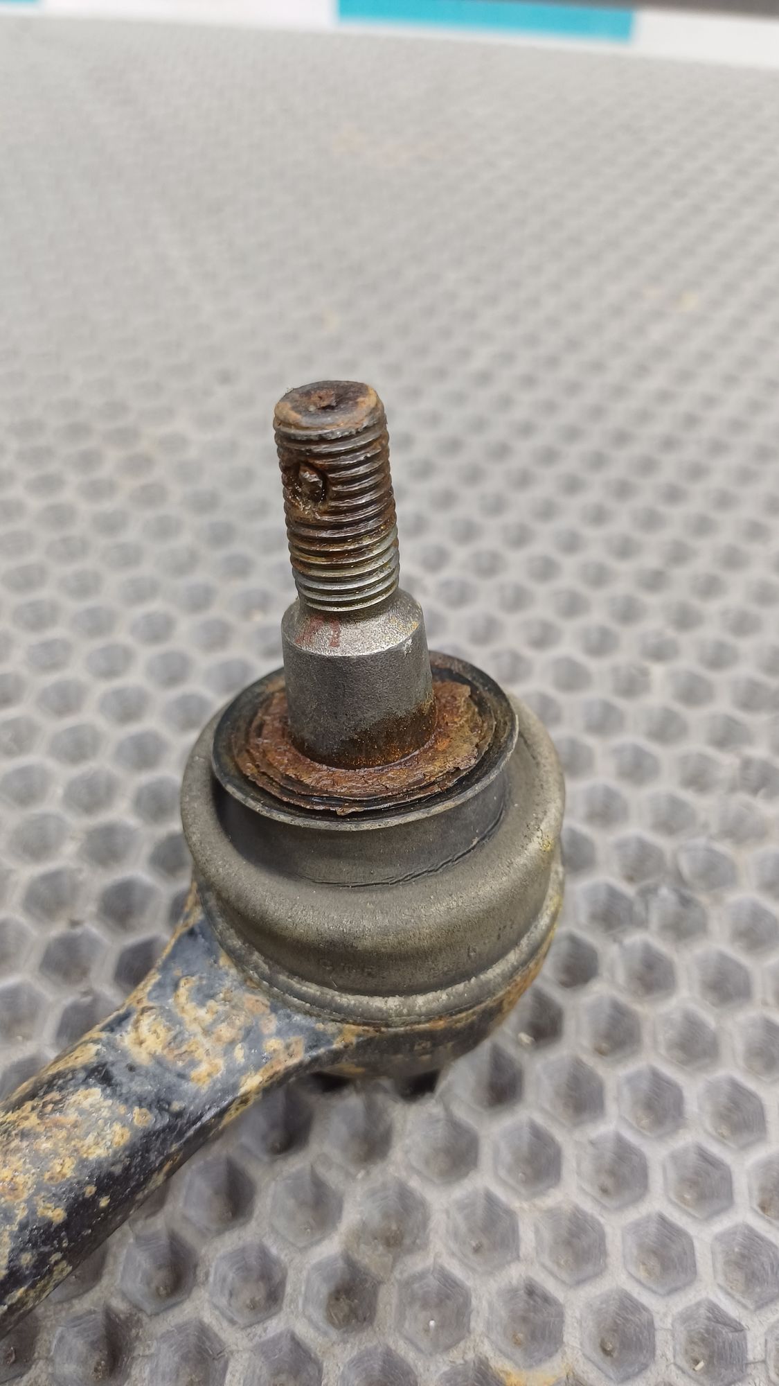 https://ycs.partsauto.market/partsauto-images/thmbs/userImages/c8f07ba63eb5b2f0f6006ea854bf8f7d/part/a4147dd3-1fea-4e7d-b1f2-5efd1e2561d2_1777291514171.jpg