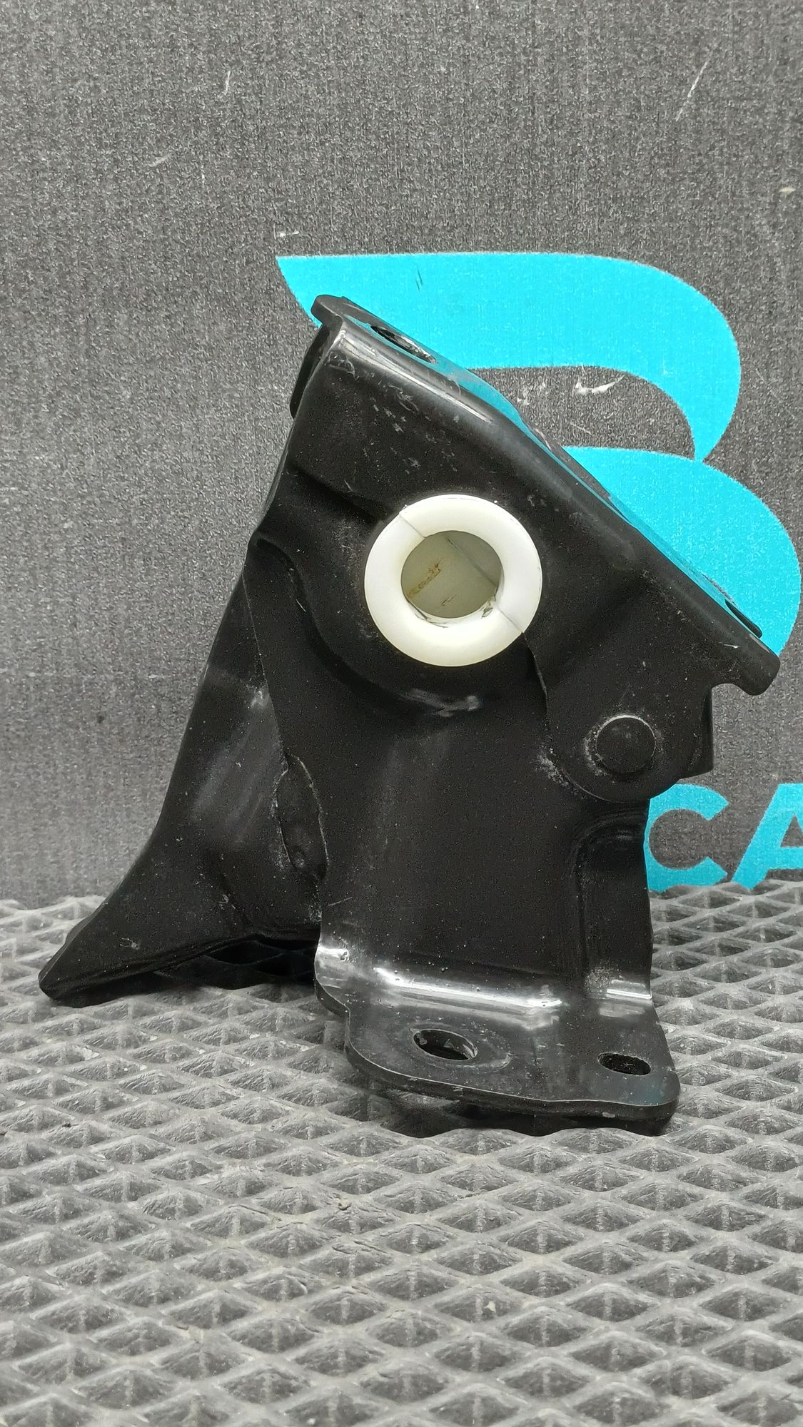 Б/У Крепление заднего сидения Kia Ceed 2 JD (G4FG) 1.6L MT 2012 Универсал, 990 рублей, Краснодар