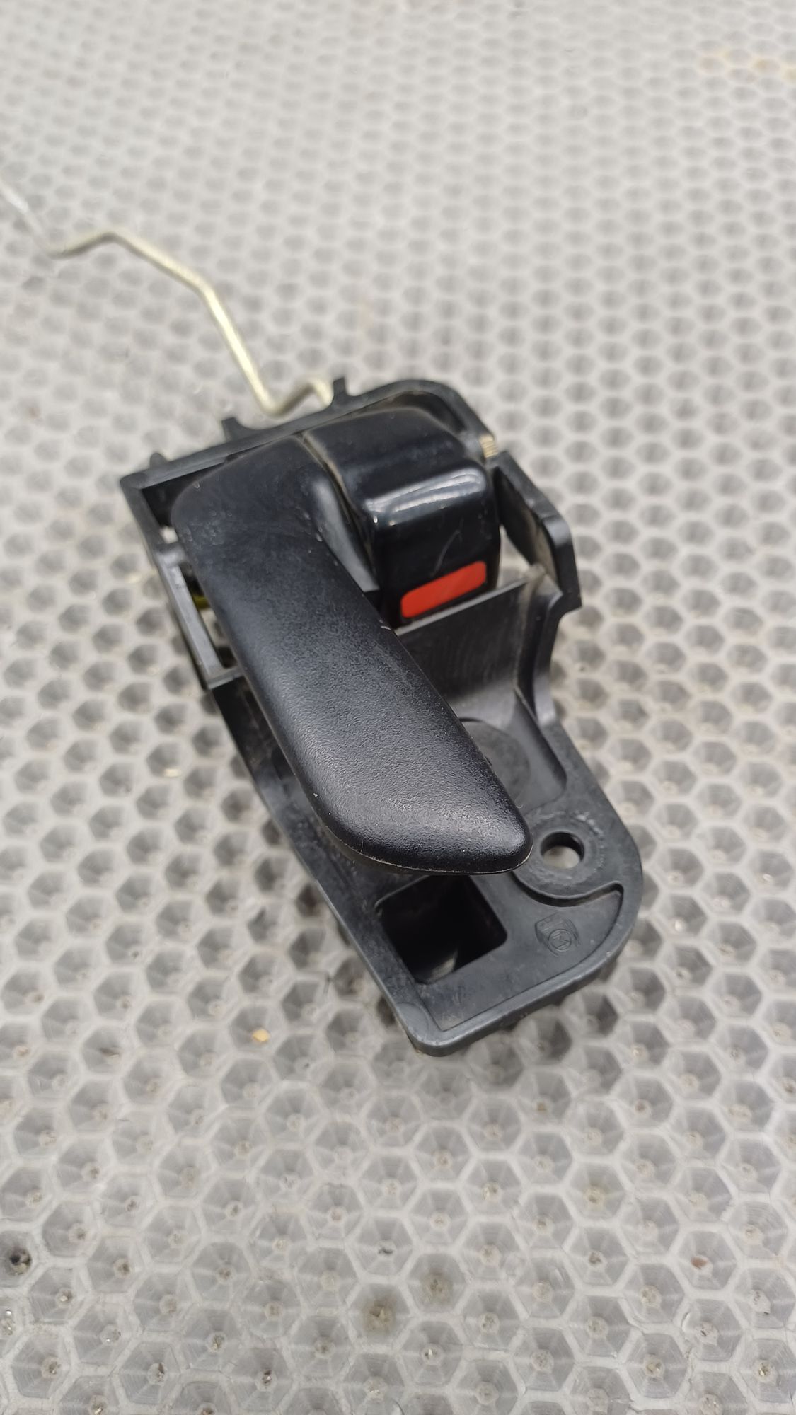 Б/У Ручка двери внутренняя задняя левая Toyota CARINA E 6 дорест. 1992—1996 1994 Зеленый, 399 рублей, Краснодар