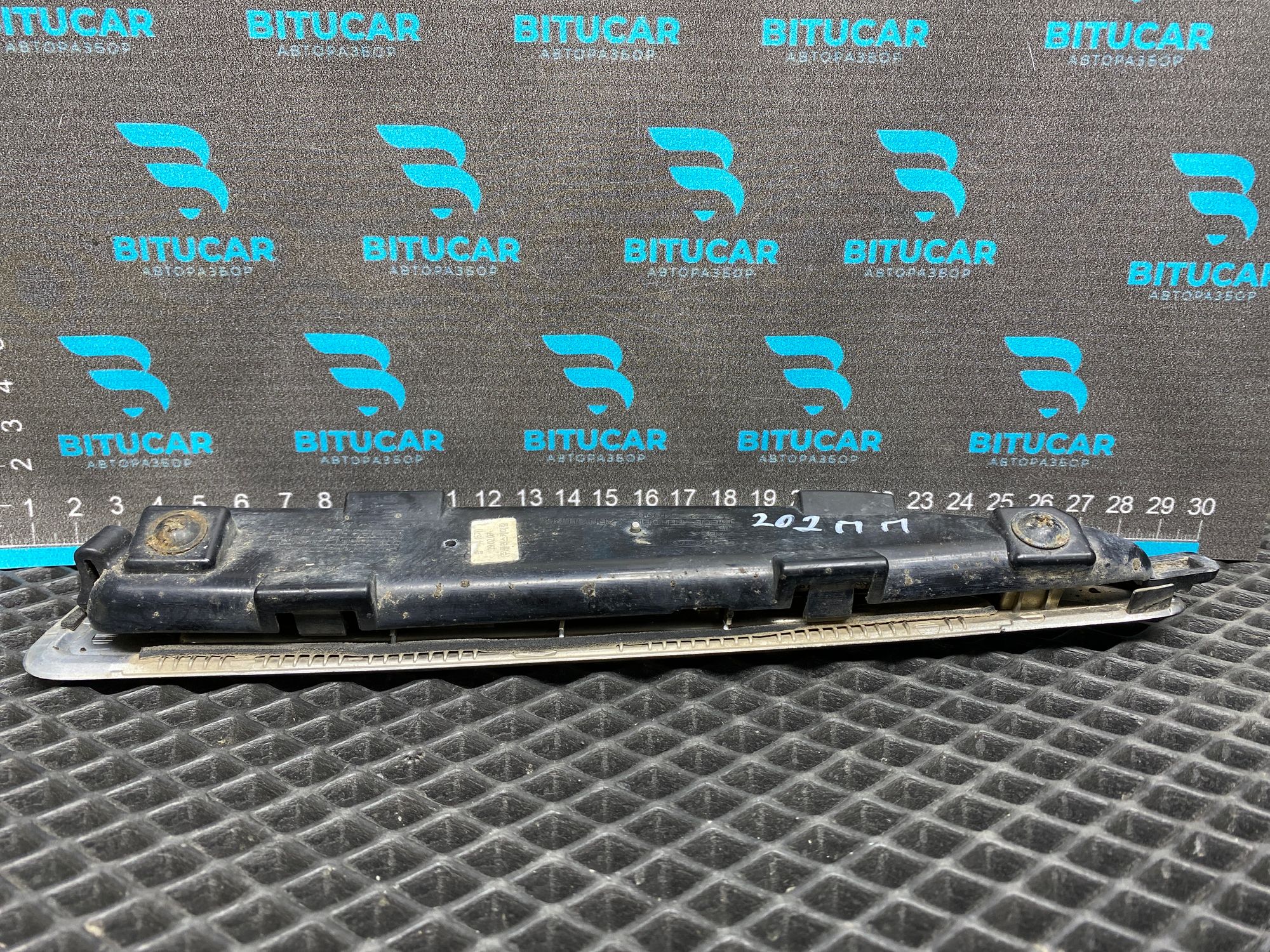 https://ycs.partsauto.market/partsauto-images/thmbs/userImages/c8f07ba63eb5b2f0f6006ea854bf8f7d/part/a4fa68e0-559c-451c-b884-b28037f25152_1777729751113.jpg