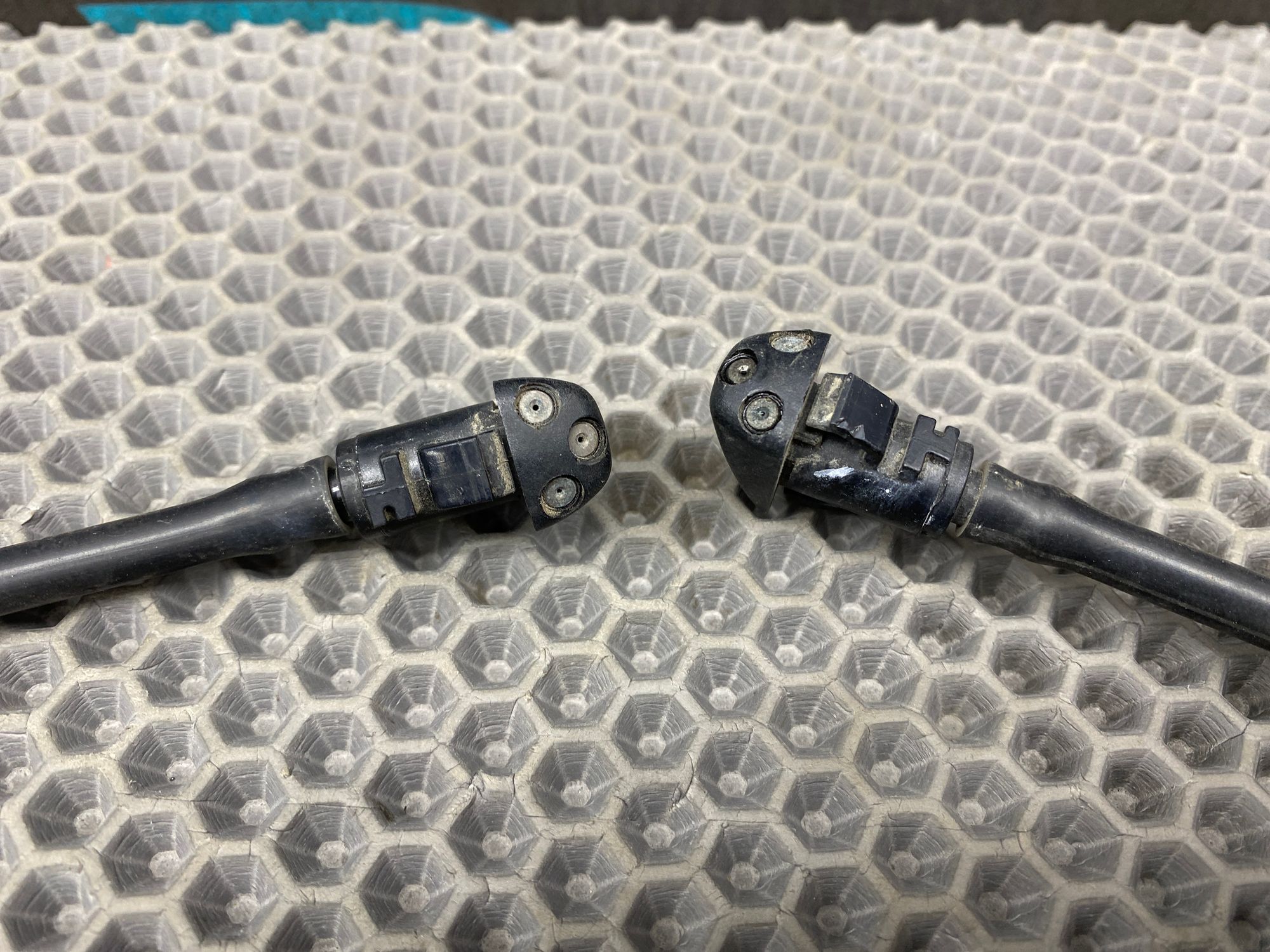 https://ycs.partsauto.market/partsauto-images/thmbs/userImages/c8f07ba63eb5b2f0f6006ea854bf8f7d/part/a5067332-fcec-4bd4-8d3d-29a78a0fea53_1776948443978.jpg