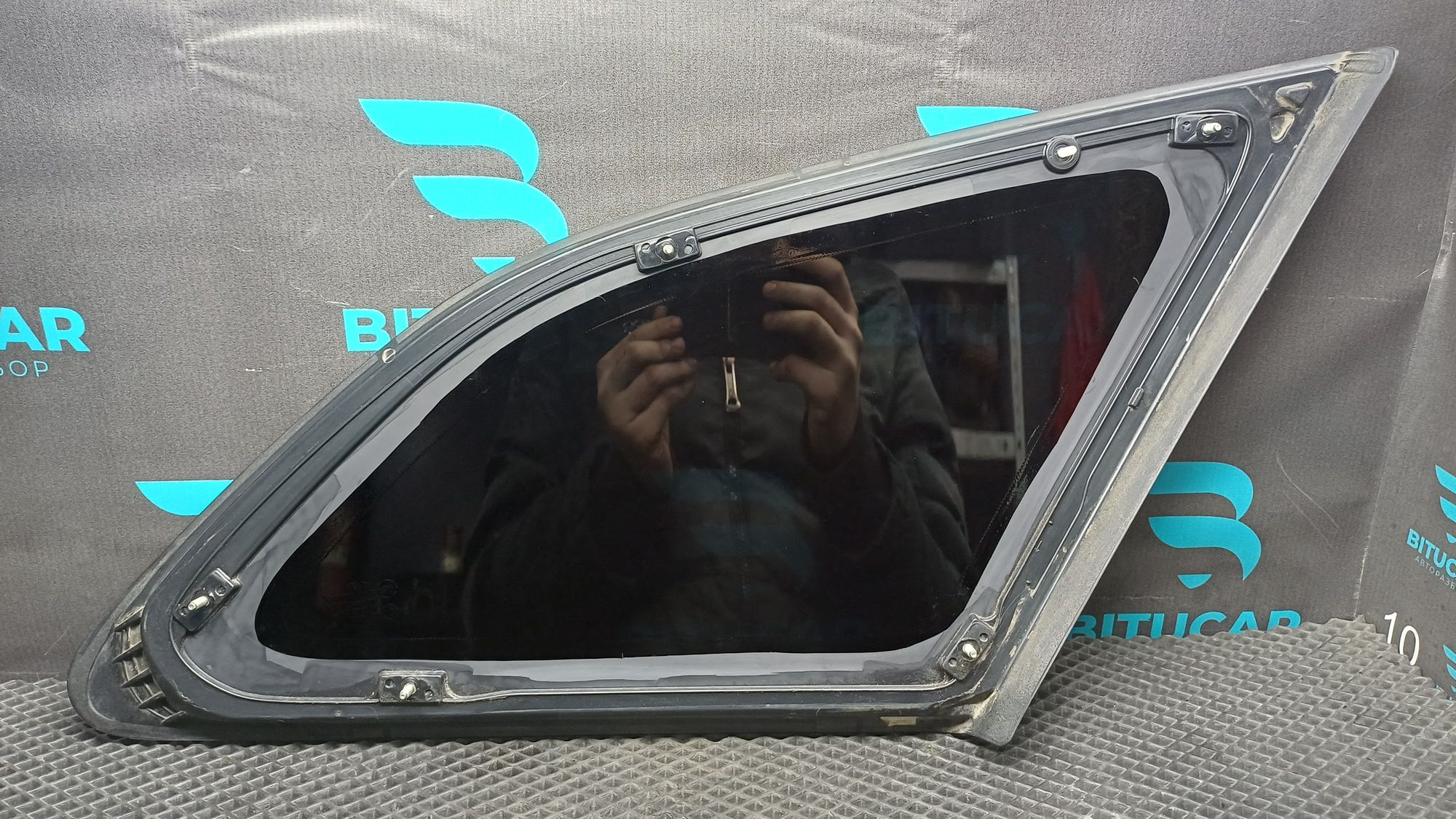 https://ycs.partsauto.market/partsauto-images/thmbs/userImages/c8f07ba63eb5b2f0f6006ea854bf8f7d/part/a686df48-0d74-4da3-adee-94eb9e18ab64_1777280632897.jpg