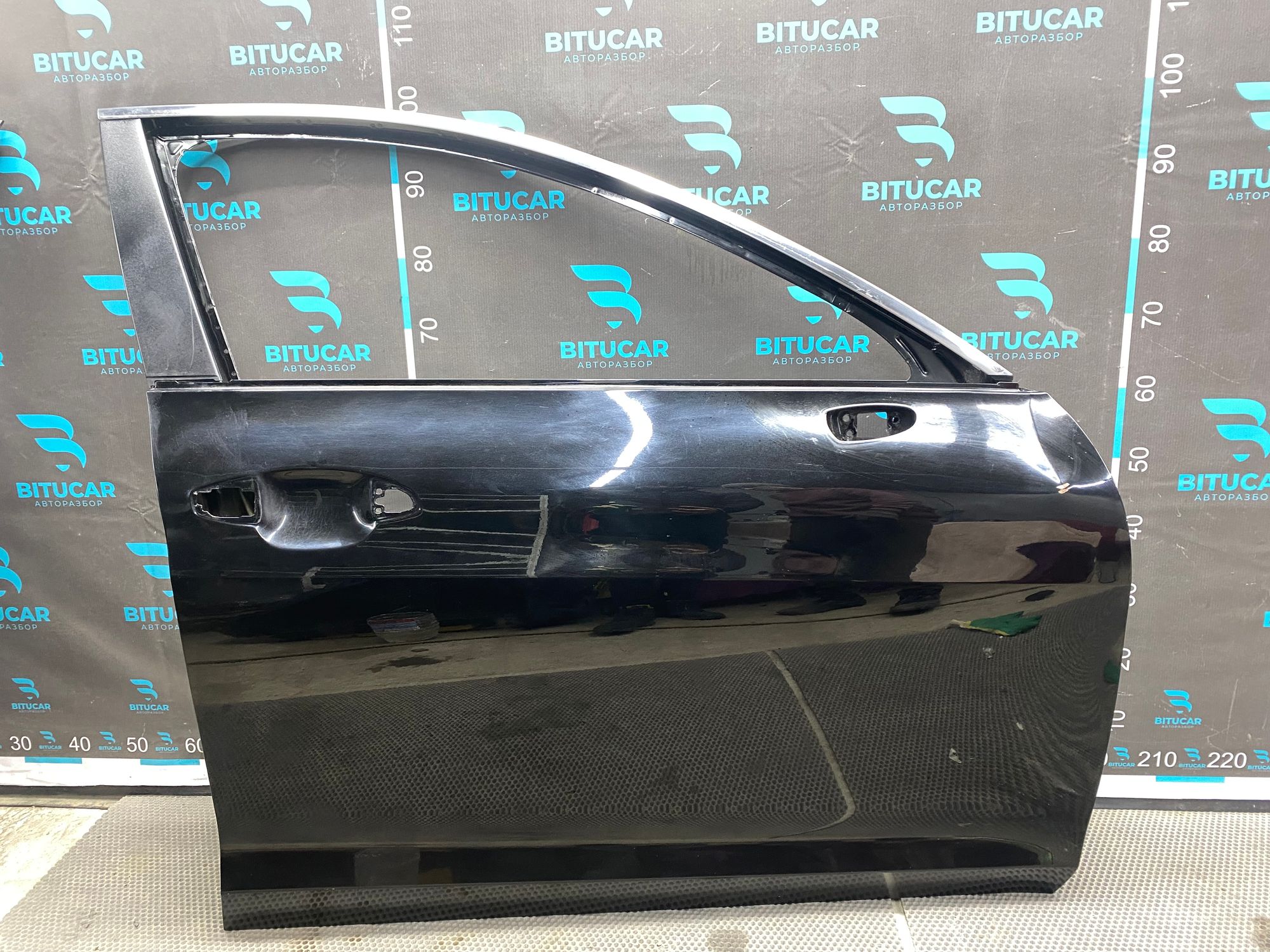 https://ycs.partsauto.market/partsauto-images/thmbs/userImages/c8f07ba63eb5b2f0f6006ea854bf8f7d/part/a6a5f7ee-32ef-40cc-bd87-98f1e1fdedae_1769240480741.jpg