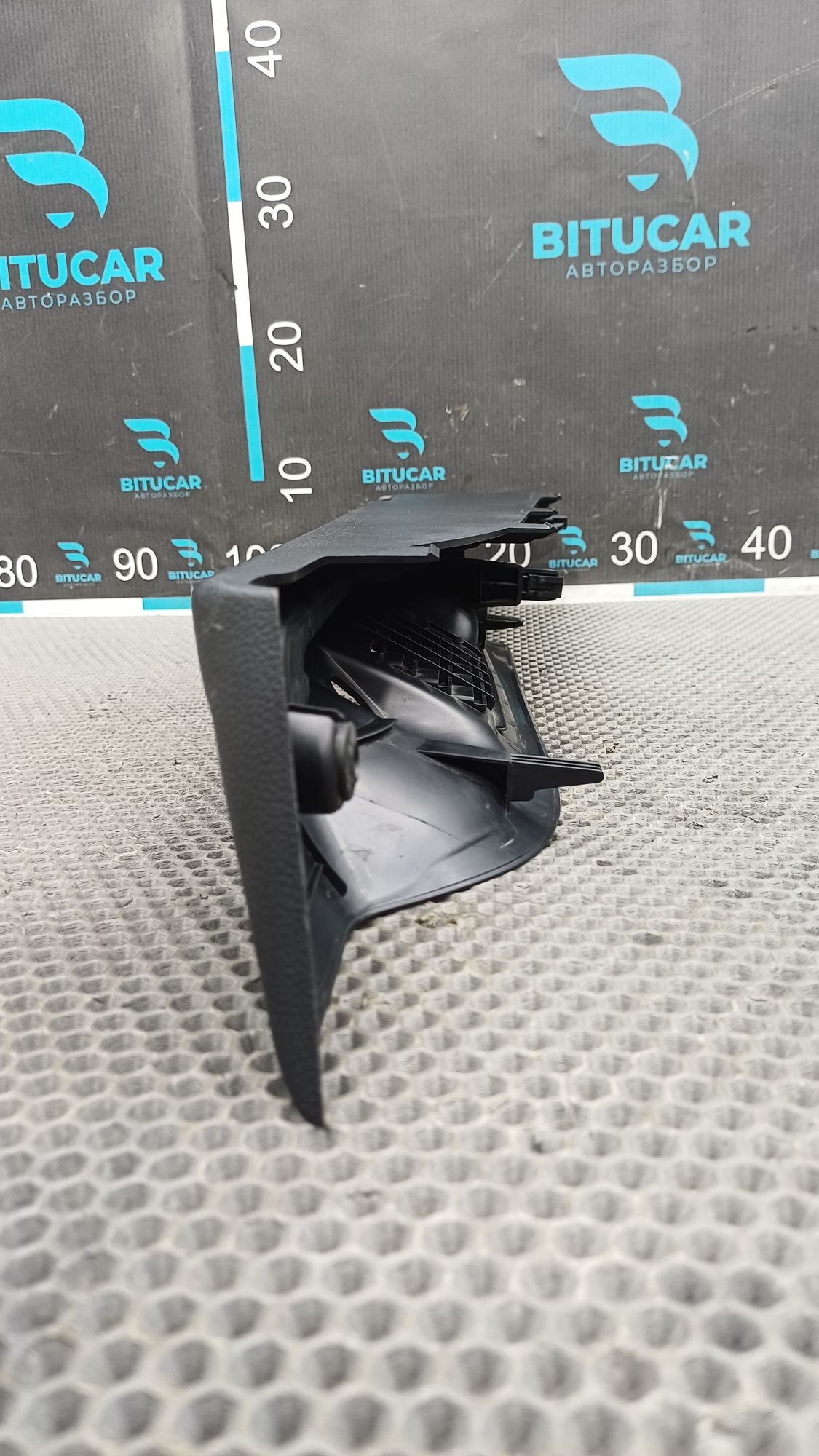 https://ycs.partsauto.market/partsauto-images/thmbs/userImages/c8f07ba63eb5b2f0f6006ea854bf8f7d/part/a6ca7c71-16e7-4337-a38b-12f5fdf5b8fa_1777365297342.jpg