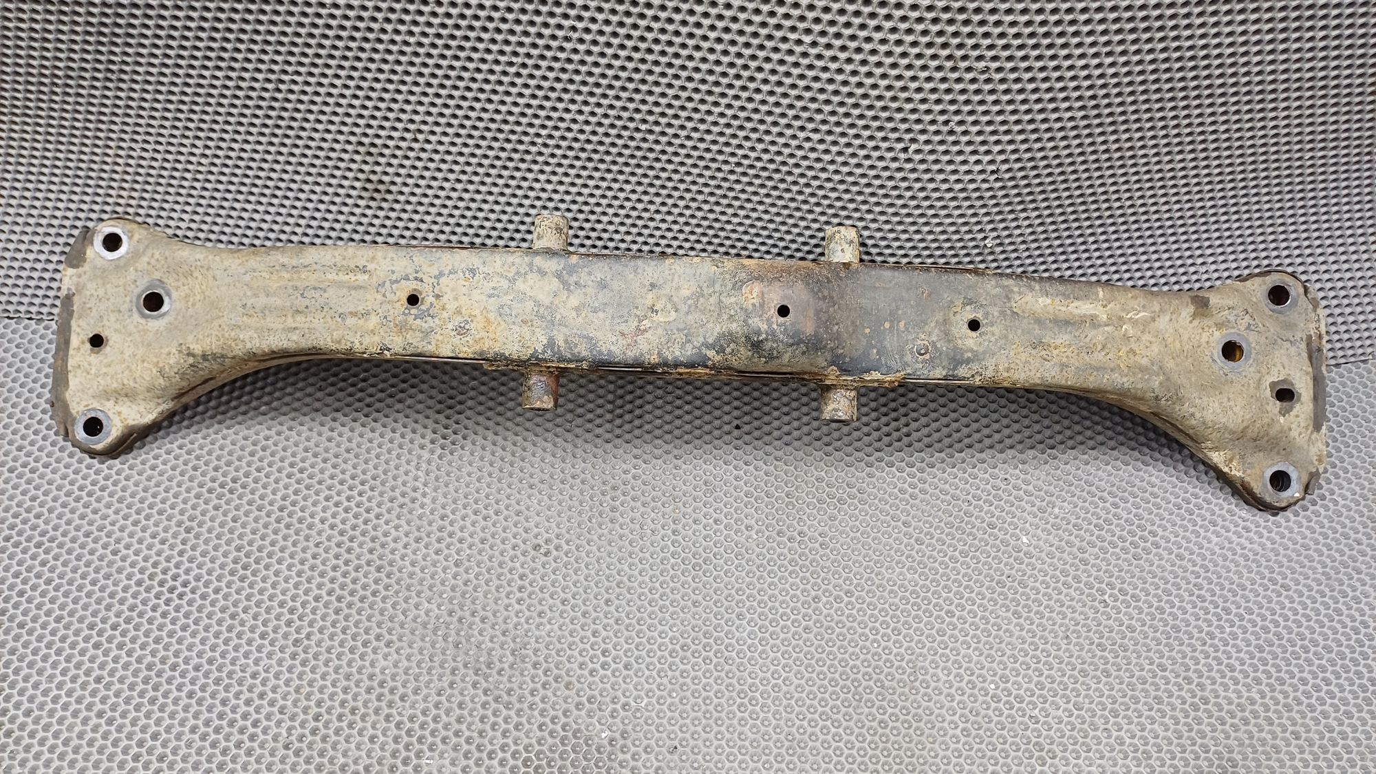 Б/У Балка задняя Toyota CARINA E 6 дорест. 1992—1996 1994 Зеленый, 3790 рублей, Краснодар