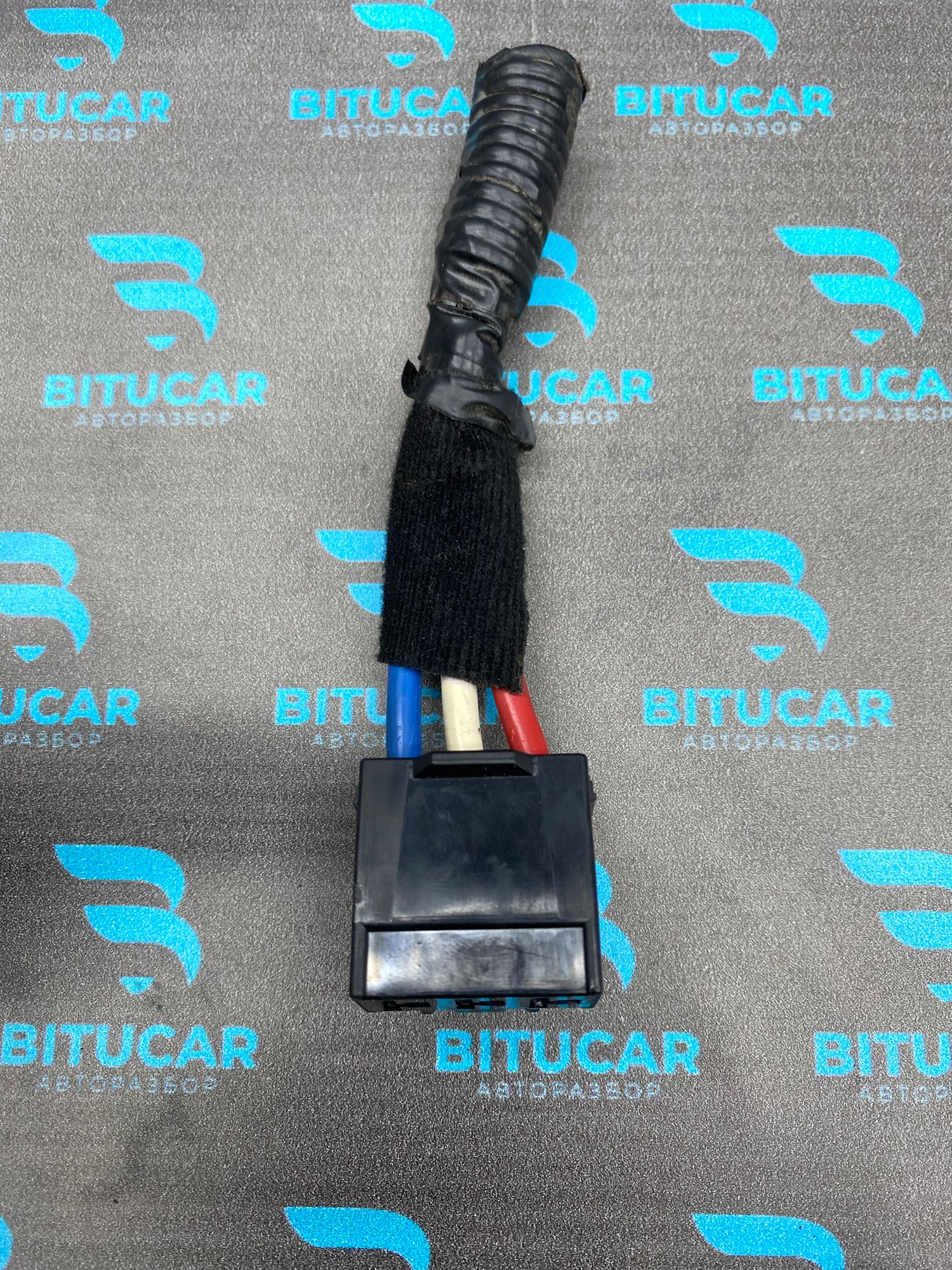 https://ycs.partsauto.market/partsauto-images/thmbs/userImages/c8f07ba63eb5b2f0f6006ea854bf8f7d/part/a8239dc4-86bf-4dfc-9b46-10b13c4b4250_1770447248619.jpg