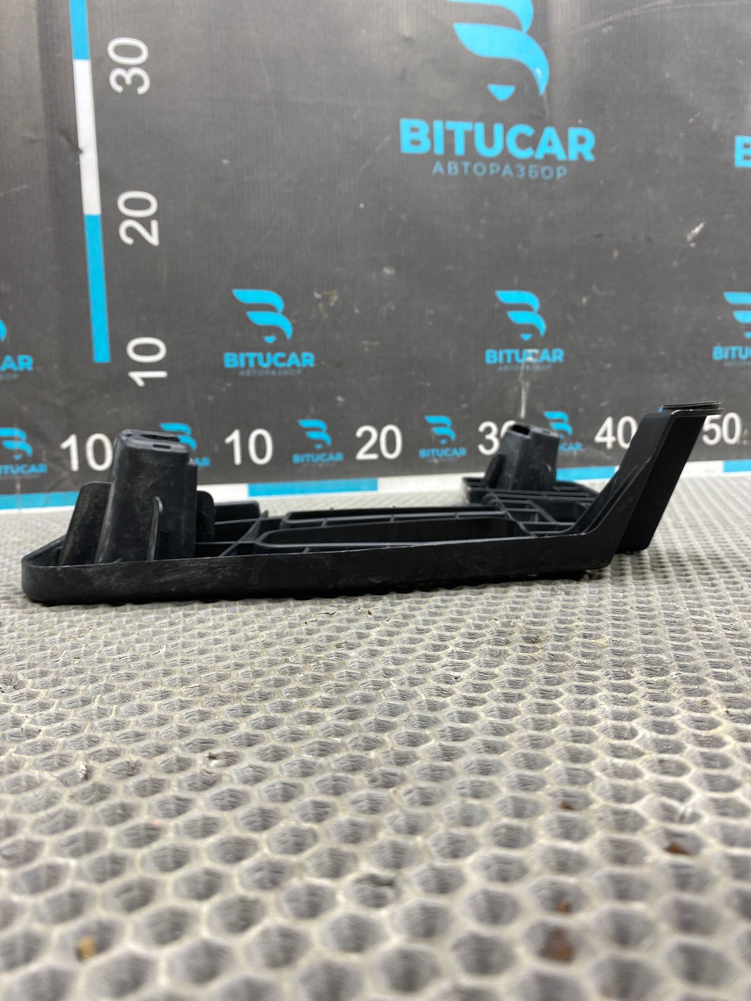 https://ycs.partsauto.market/partsauto-images/thmbs/userImages/c8f07ba63eb5b2f0f6006ea854bf8f7d/part/a839853f-4962-4a10-9d42-d5c11b369d78_1777299878938.jpg