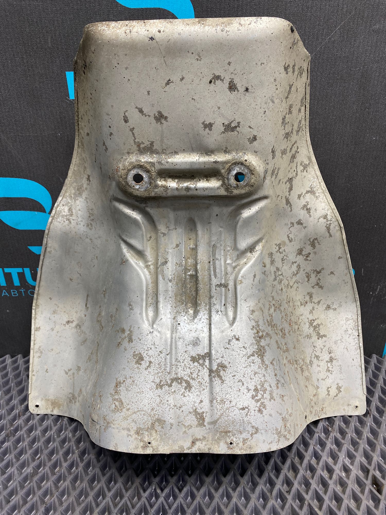 Б/У Экран тепловой глушителя Kia Ceed 1 ED (G4FC) 1.6L AT 2010 хэтчбек, 690 рублей, Краснодар