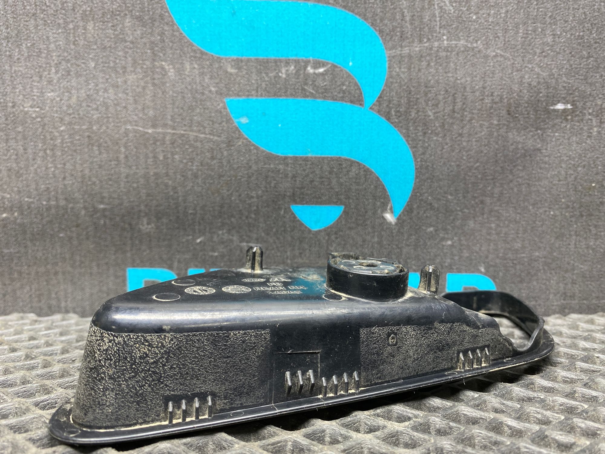 https://ycs.partsauto.market/partsauto-images/thmbs/userImages/c8f07ba63eb5b2f0f6006ea854bf8f7d/part/a8c57c09-3dda-4c70-88cc-8f12864f06a8_1776929788586.jpg