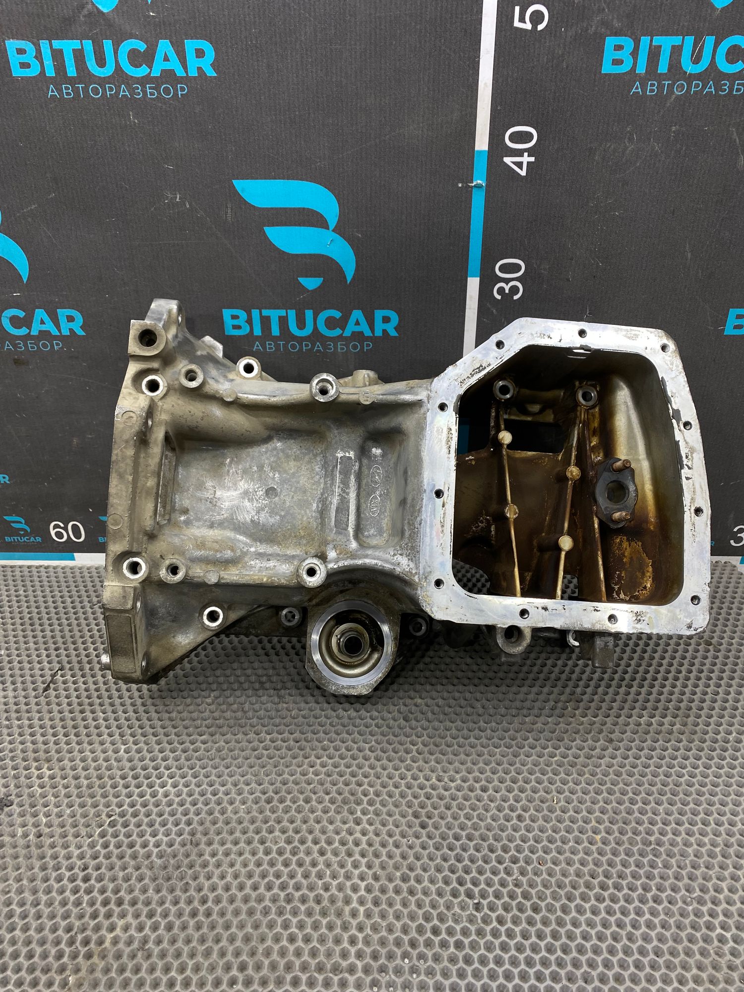 https://ycs.partsauto.market/partsauto-images/thmbs/userImages/c8f07ba63eb5b2f0f6006ea854bf8f7d/part/a9812c14-838a-4e9f-8fcb-5262dd019091_1771330356928.jpg