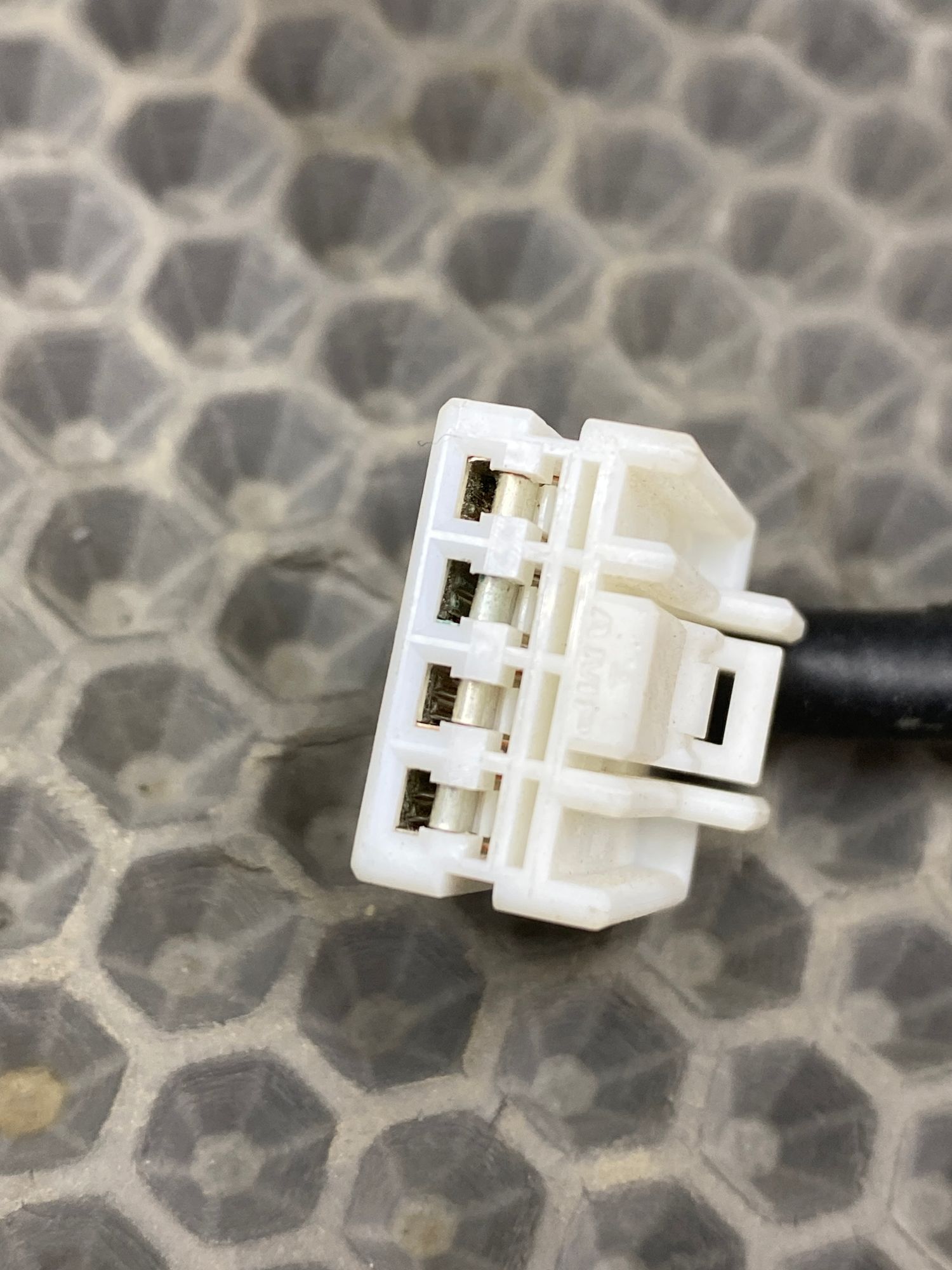 https://ycs.partsauto.market/partsauto-images/thmbs/userImages/c8f07ba63eb5b2f0f6006ea854bf8f7d/part/a98ea89a-4707-475a-a34f-45aa7cf3a648_1777214274753.jpg