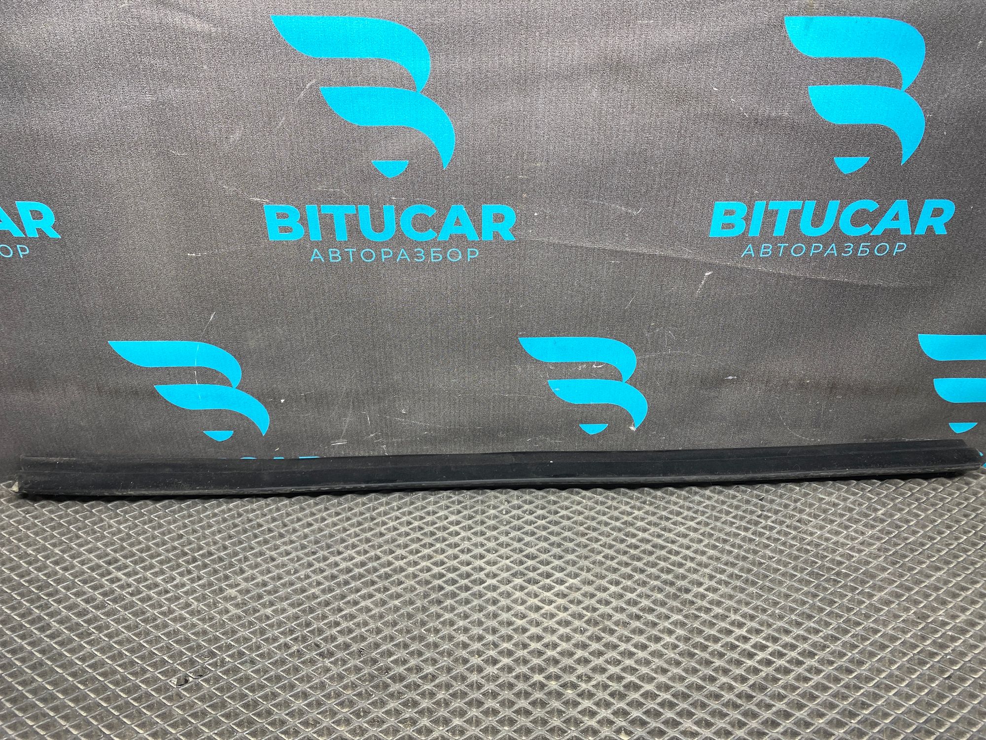 https://ycs.partsauto.market/partsauto-images/thmbs/userImages/c8f07ba63eb5b2f0f6006ea854bf8f7d/part/aad1e7ed-b68f-4cba-afba-0dcc7d29446b_1777032983925.jpg