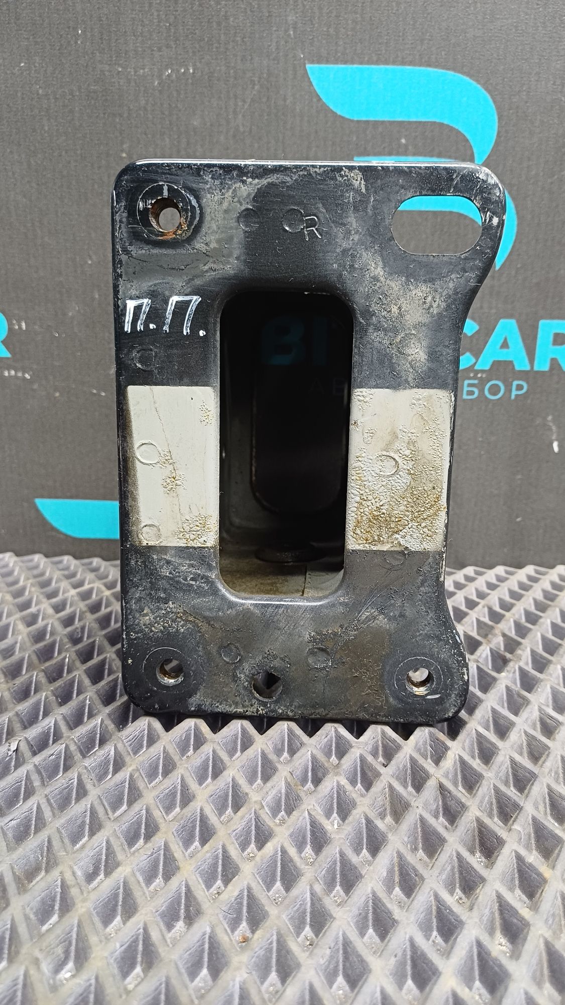 Б/У Кронштейн усилителя переднего бампера правый Kia Ceed 1 ED (G4FC) 1.6L AT 2010 хэтчбек, 1490 рублей, Краснодар