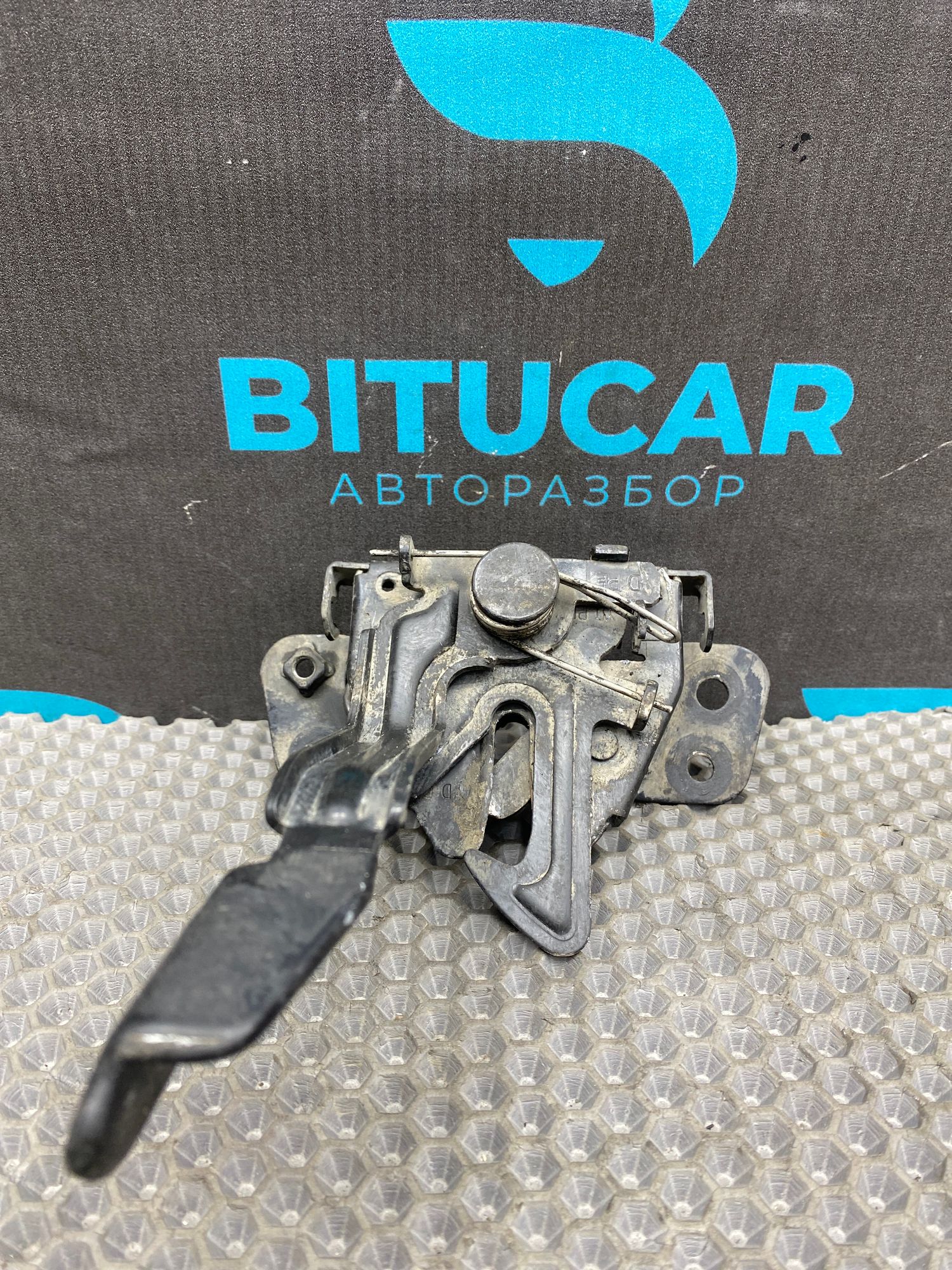 https://ycs.partsauto.market/partsauto-images/thmbs/userImages/c8f07ba63eb5b2f0f6006ea854bf8f7d/part/ab626f42-8959-4303-85cb-ad03e6528040_1776515041972.jpg