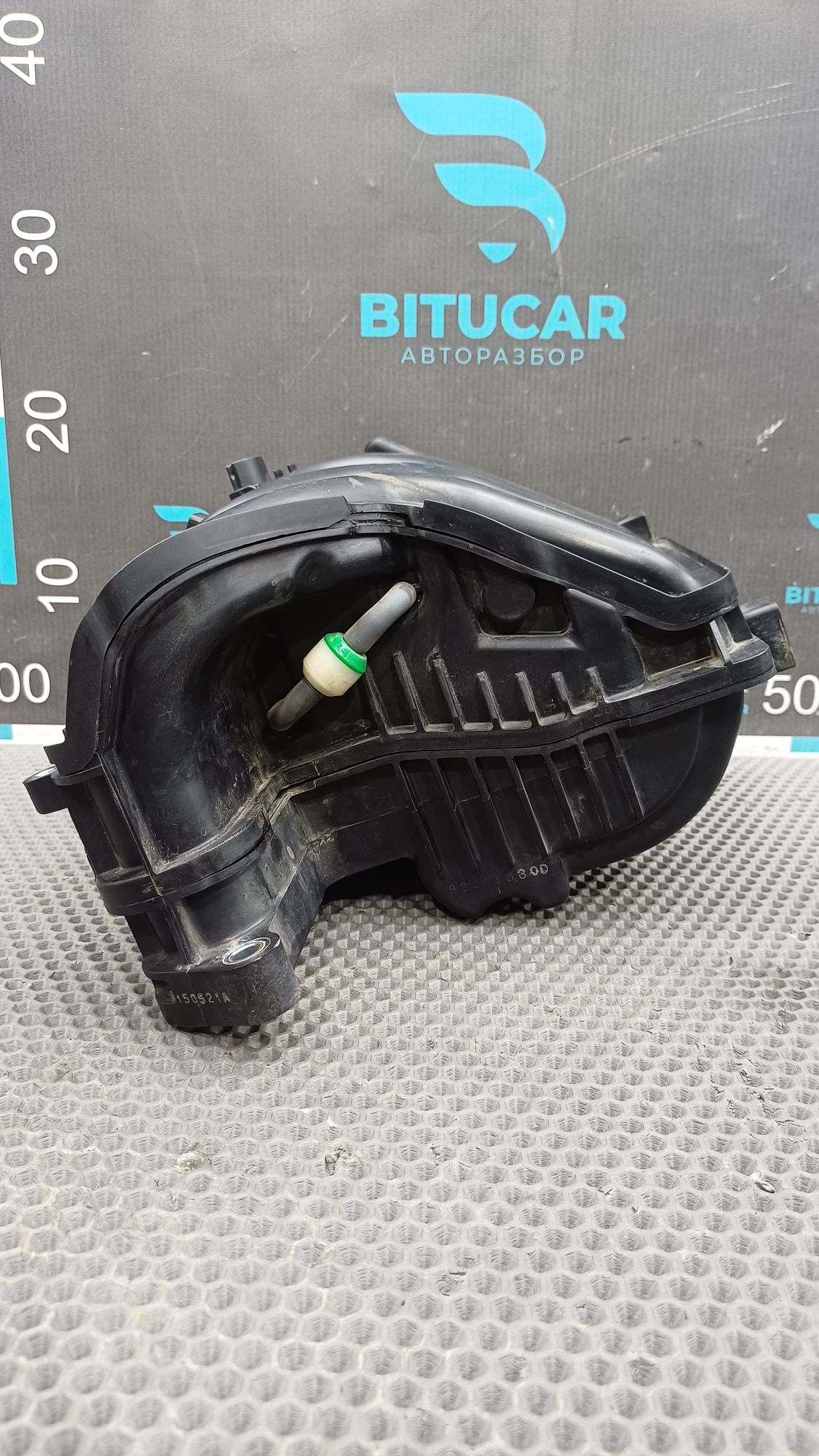 https://ycs.partsauto.market/partsauto-images/thmbs/userImages/c8f07ba63eb5b2f0f6006ea854bf8f7d/part/acfbdca8-7dfa-4e5c-90f5-018bdb29b8c4_1777361755500.jpg