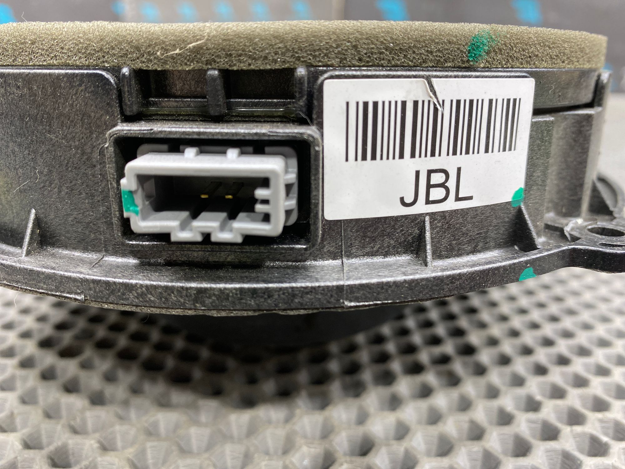 https://ycs.partsauto.market/partsauto-images/thmbs/userImages/c8f07ba63eb5b2f0f6006ea854bf8f7d/part/ad0a067e-8b12-4c62-a5a0-bba25bf301ce_1777644465181.jpg