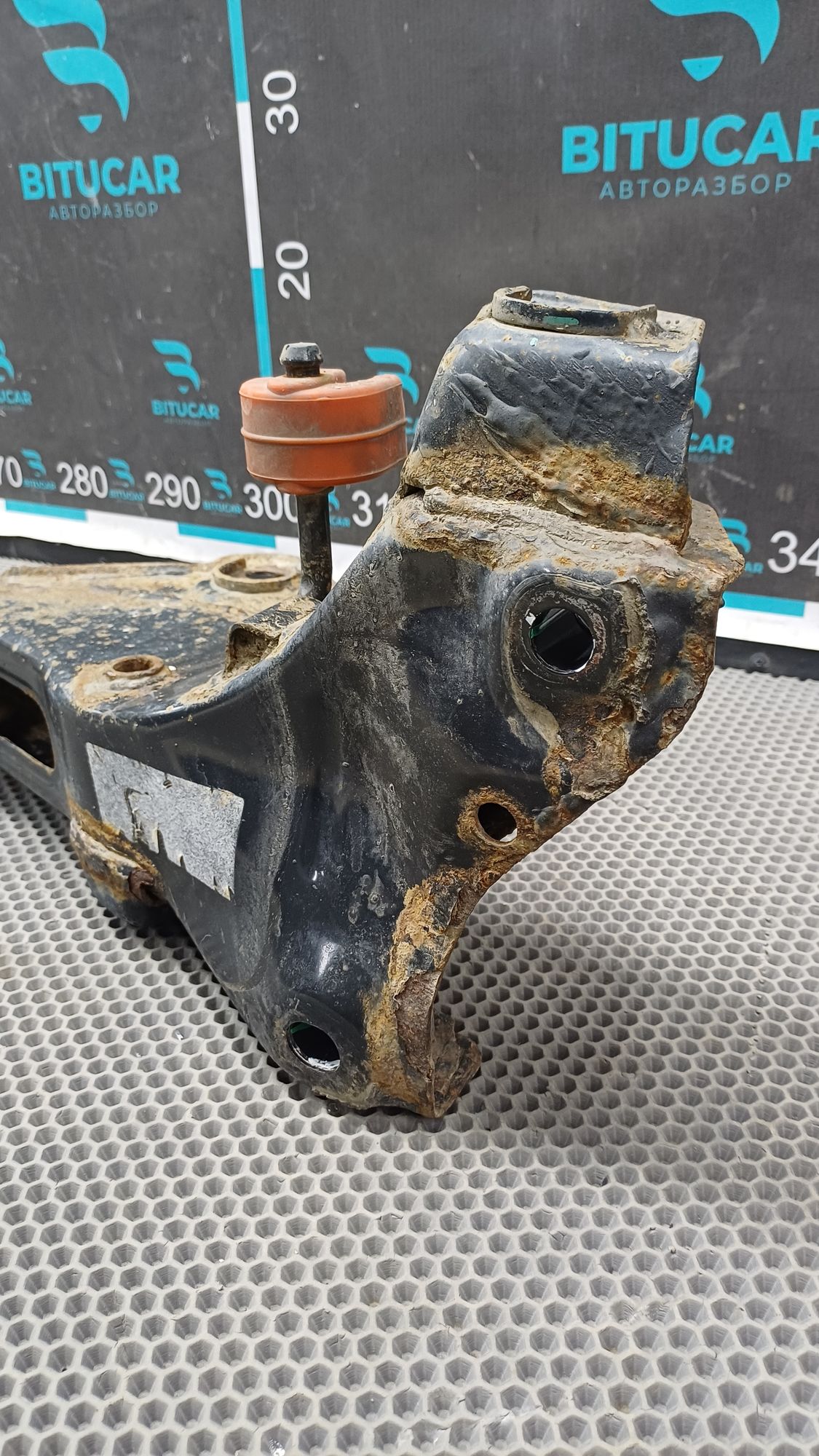 https://ycs.partsauto.market/partsauto-images/thmbs/userImages/c8f07ba63eb5b2f0f6006ea854bf8f7d/part/ae17a24b-6a36-4344-88bd-5845d67afdd5_1777275233415.jpg