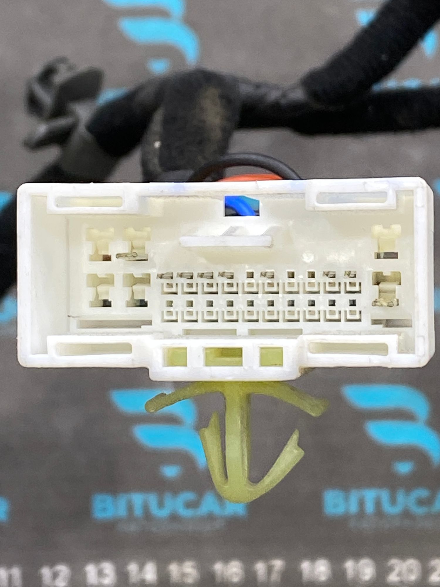 https://ycs.partsauto.market/partsauto-images/thmbs/userImages/c8f07ba63eb5b2f0f6006ea854bf8f7d/part/ae52a687-7ed6-4646-819a-fe2842ddbeb1_1777639207561.jpg