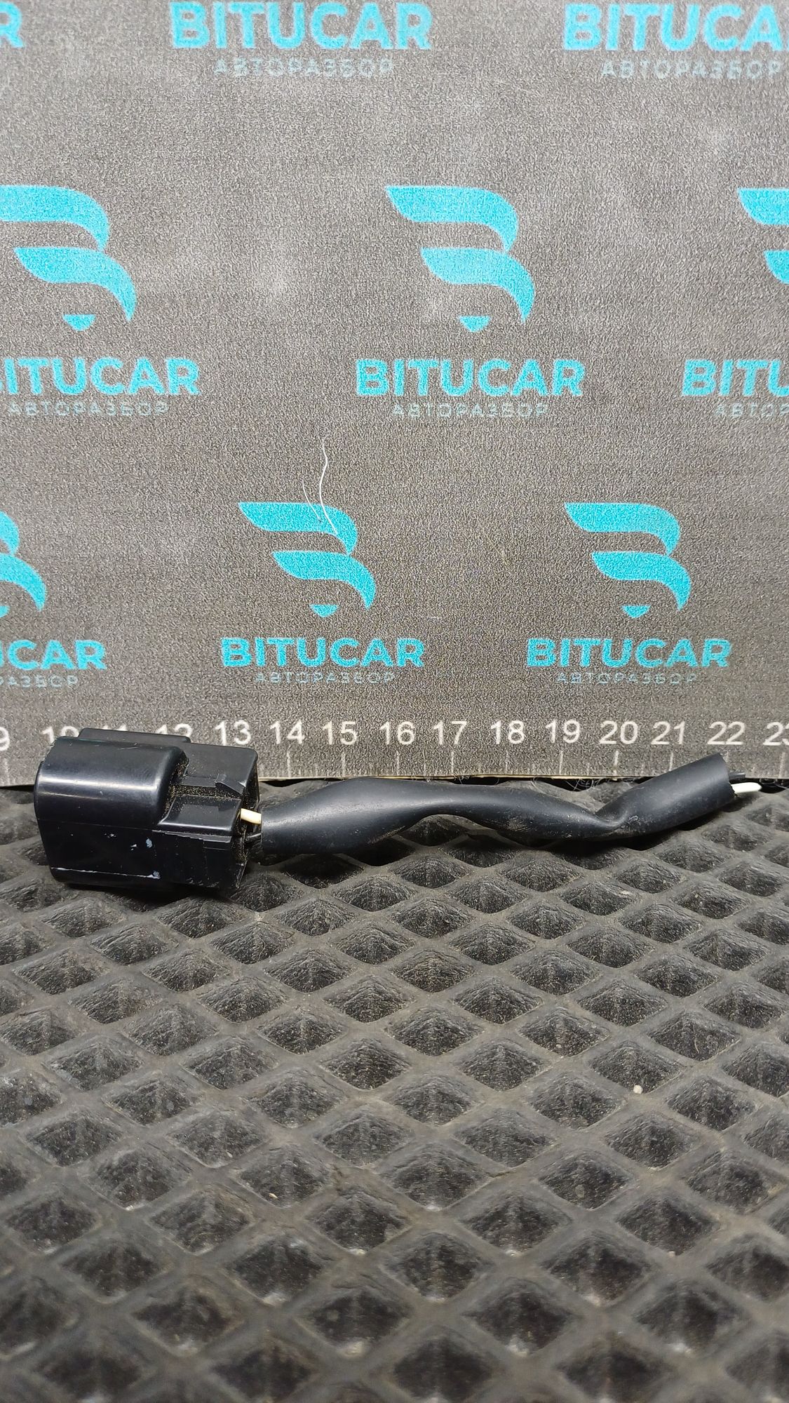 https://ycs.partsauto.market/partsauto-images/thmbs/userImages/c8f07ba63eb5b2f0f6006ea854bf8f7d/part/aeb72abb-d279-49e4-9472-f37b064513e0_1777539281366.jpg