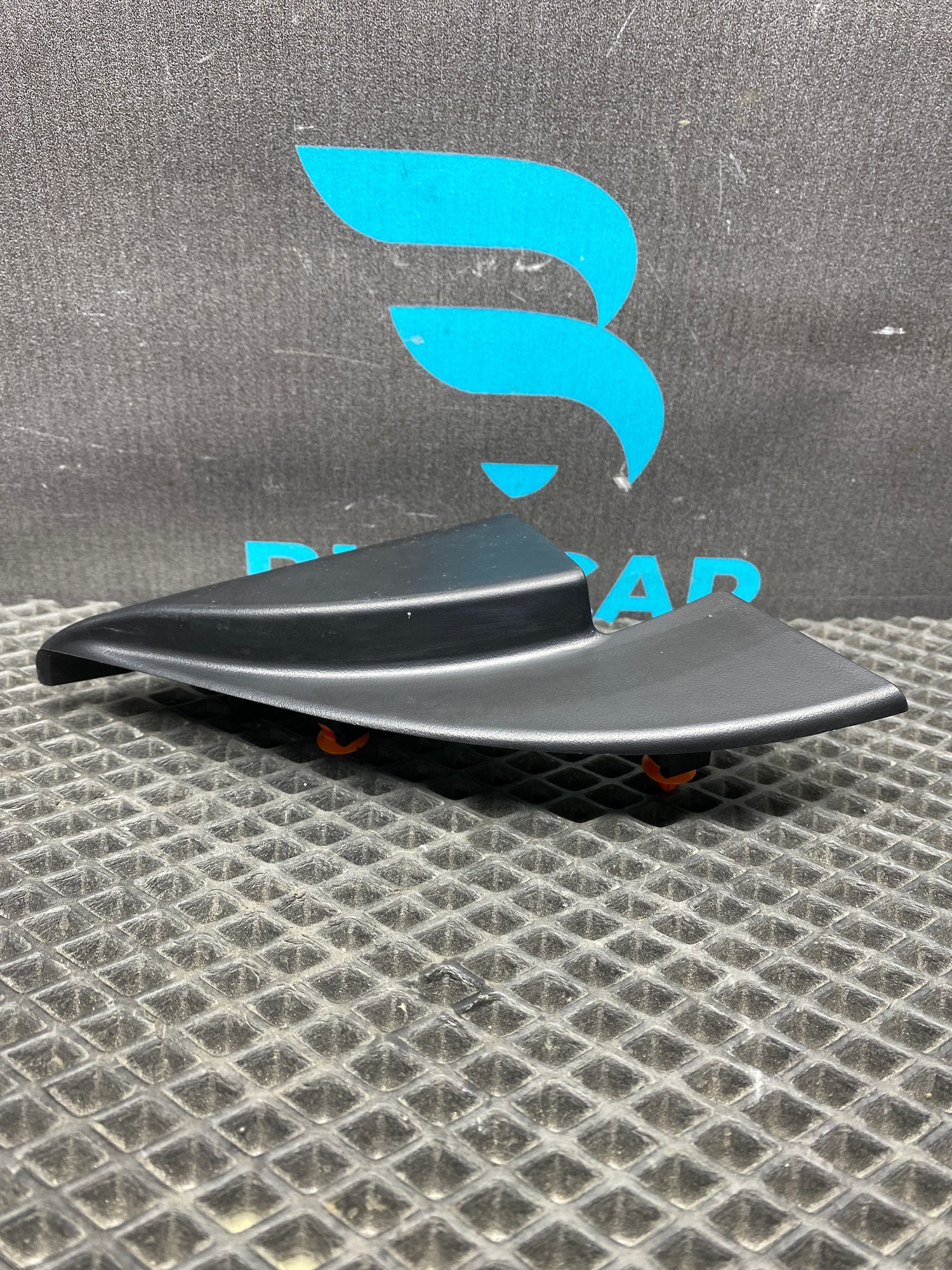 https://ycs.partsauto.market/partsauto-images/thmbs/userImages/c8f07ba63eb5b2f0f6006ea854bf8f7d/part/af0a1f44-96a1-4ac3-b47d-63f547368744_1776853131023.jpg