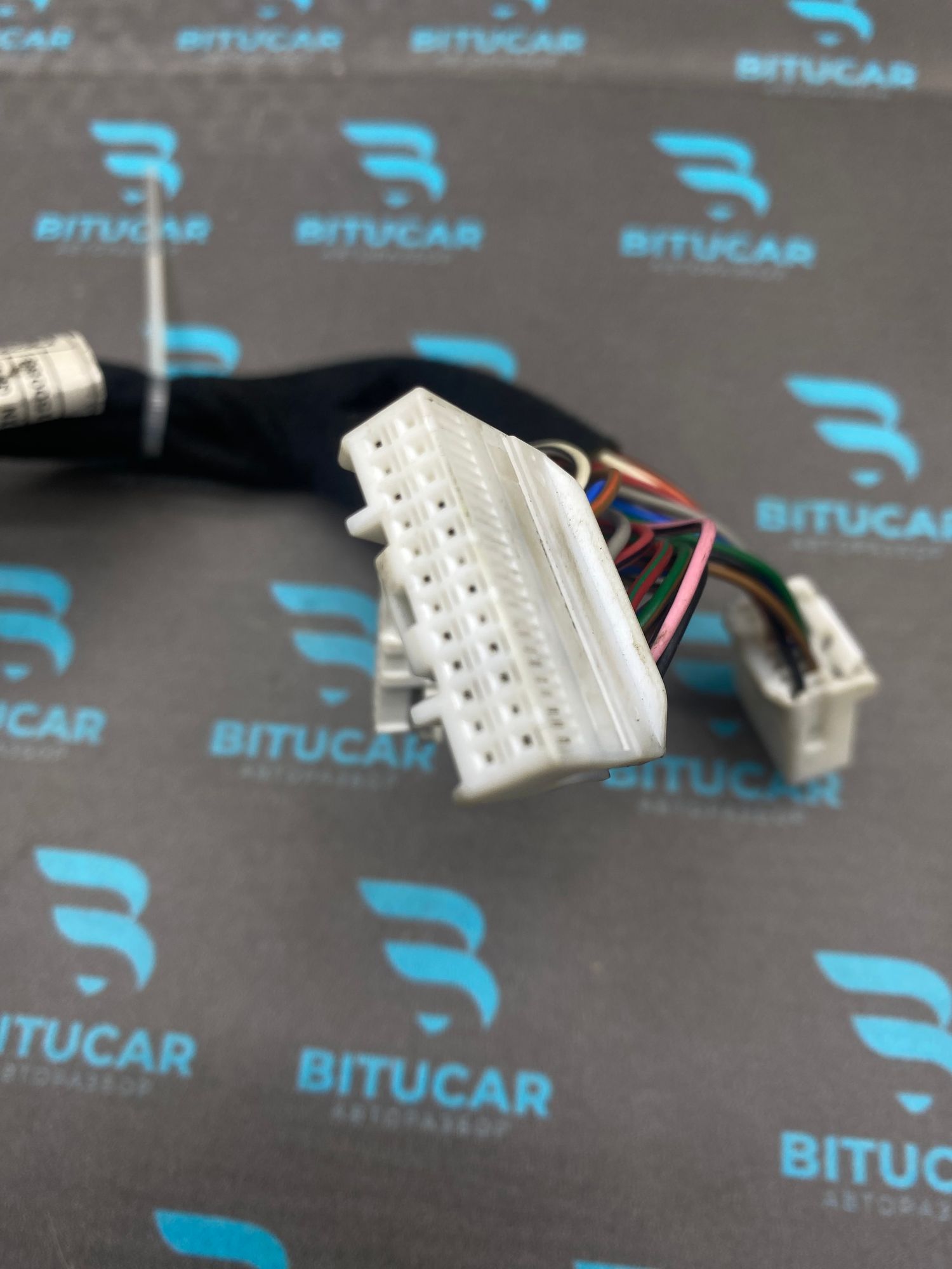 https://ycs.partsauto.market/partsauto-images/thmbs/userImages/c8f07ba63eb5b2f0f6006ea854bf8f7d/part/af23ed69-f885-48e2-b34f-d91c1b4c36b8_1772008808486.jpg