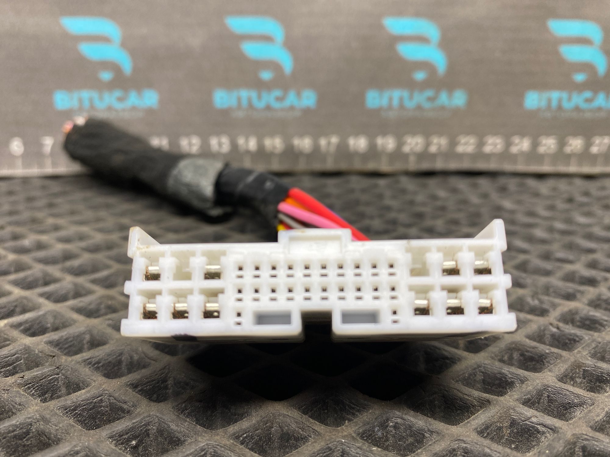 https://ycs.partsauto.market/partsauto-images/thmbs/userImages/c8f07ba63eb5b2f0f6006ea854bf8f7d/part/af54046c-d61d-4581-9a91-c13da718ed9e_1777448128201.jpg