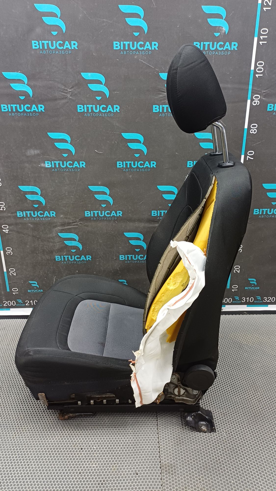 Б/У Сидение переднее левое Kia Ceed 2 JD (G4FG) 1.6L MT 2015 Хэтчбек, 4490 рублей, Краснодар