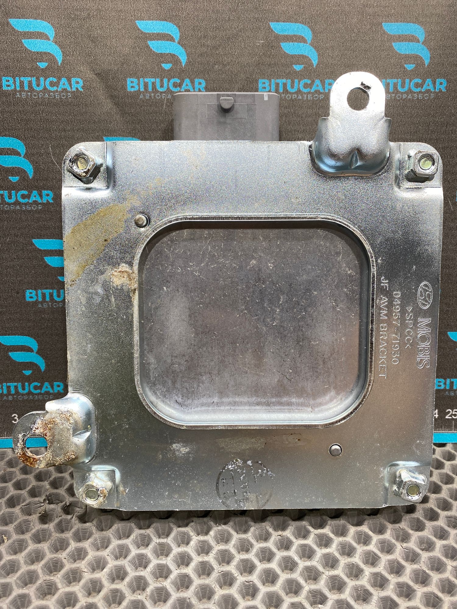 https://ycs.partsauto.market/partsauto-images/thmbs/userImages/c8f07ba63eb5b2f0f6006ea854bf8f7d/part/afaecff1-c71f-494d-bd1b-2150c868dd36_1777806893659.jpg