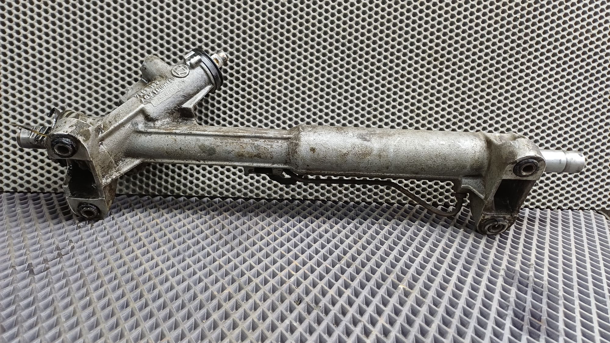 https://ycs.partsauto.market/partsauto-images/thmbs/userImages/c8f07ba63eb5b2f0f6006ea854bf8f7d/part/b02bcc56-d535-464c-a6a3-561e66f5d74e_1774356544326.jpg