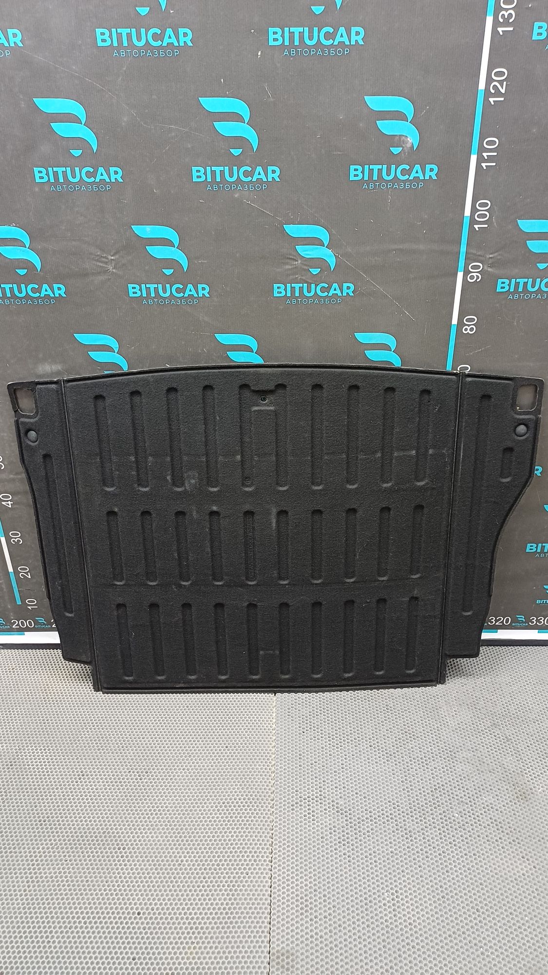 https://ycs.partsauto.market/partsauto-images/thmbs/userImages/c8f07ba63eb5b2f0f6006ea854bf8f7d/part/b0c9b1c9-8676-42d9-8d3a-5d079c50bf3f_1775045276011.jpg