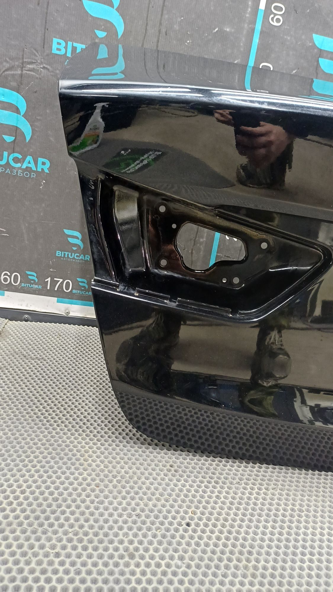 https://ycs.partsauto.market/partsauto-images/thmbs/userImages/c8f07ba63eb5b2f0f6006ea854bf8f7d/part/b13551fc-33e6-4900-8700-a47ee1feb185_1777272641010.jpg