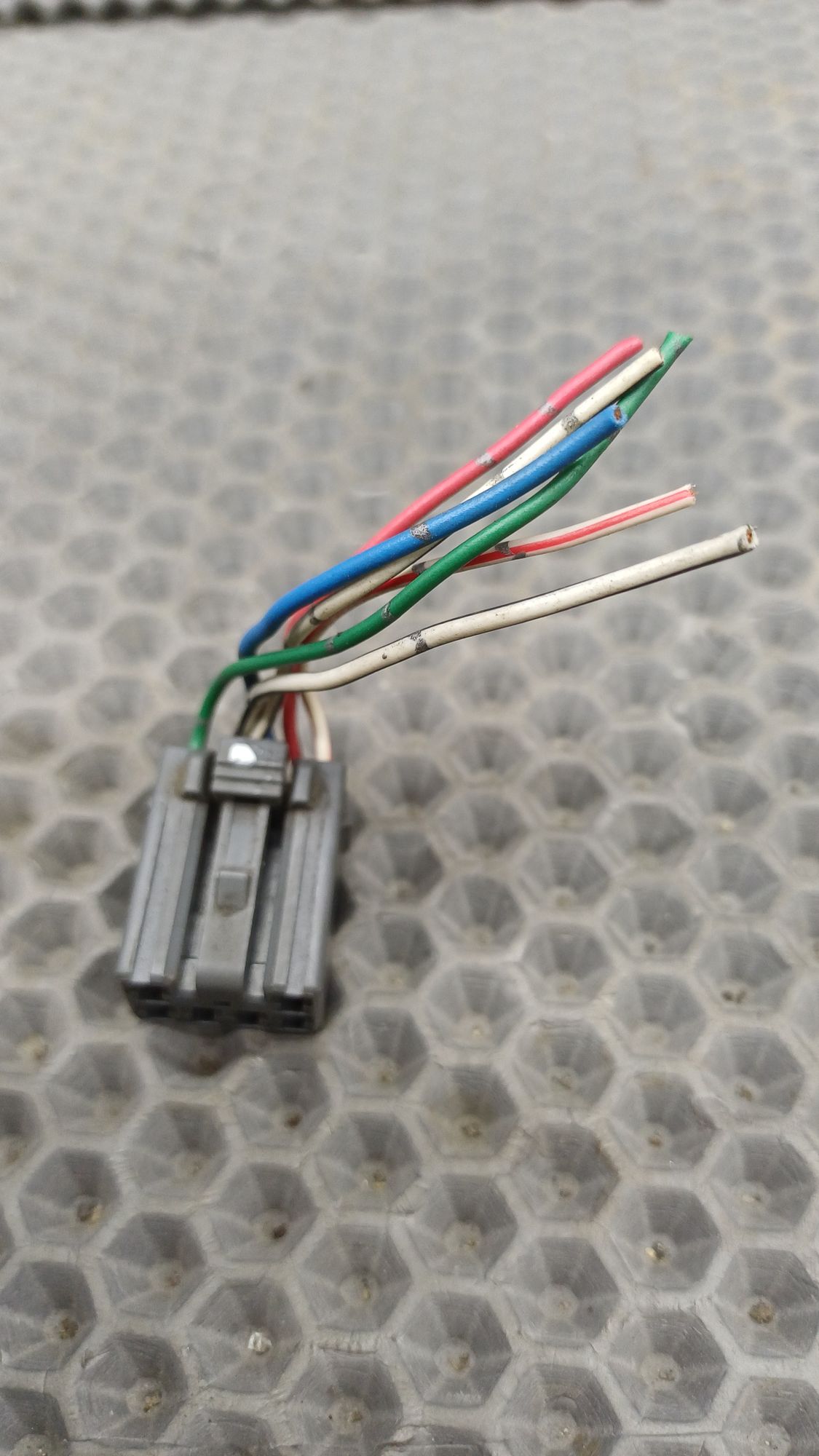 Б/У Фишка кнопки обогрева заднего стекла Toyota CARINA E 6 дорест. 1992—1996 1994 Зеленый, 499 рублей, Краснодар