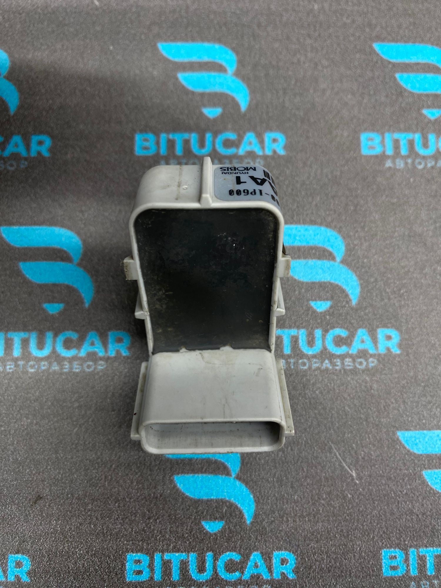 https://ycs.partsauto.market/partsauto-images/thmbs/userImages/c8f07ba63eb5b2f0f6006ea854bf8f7d/part/b1e84f7d-2d7d-4fc9-ab69-7590d0b3de6d_1770899319345.jpg