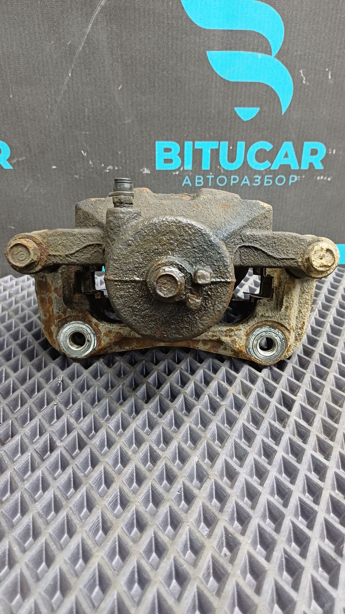 https://ycs.partsauto.market/partsauto-images/thmbs/userImages/c8f07ba63eb5b2f0f6006ea854bf8f7d/part/b20f0474-04ec-4033-a0a7-5b90972dd17c_1774510678601.jpg