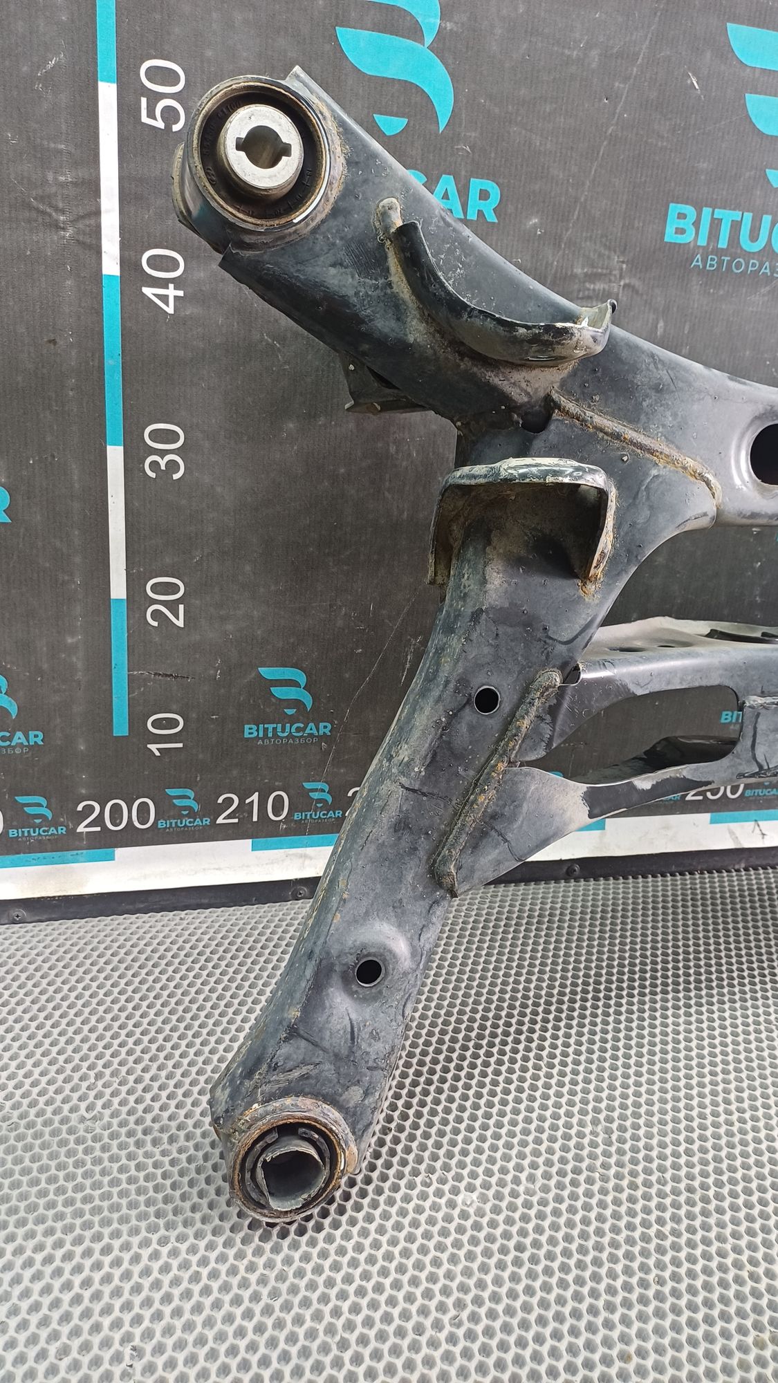 https://ycs.partsauto.market/partsauto-images/thmbs/userImages/c8f07ba63eb5b2f0f6006ea854bf8f7d/part/b22b69d0-c643-41d2-a83b-ccef254dd260_1777458150675.jpg