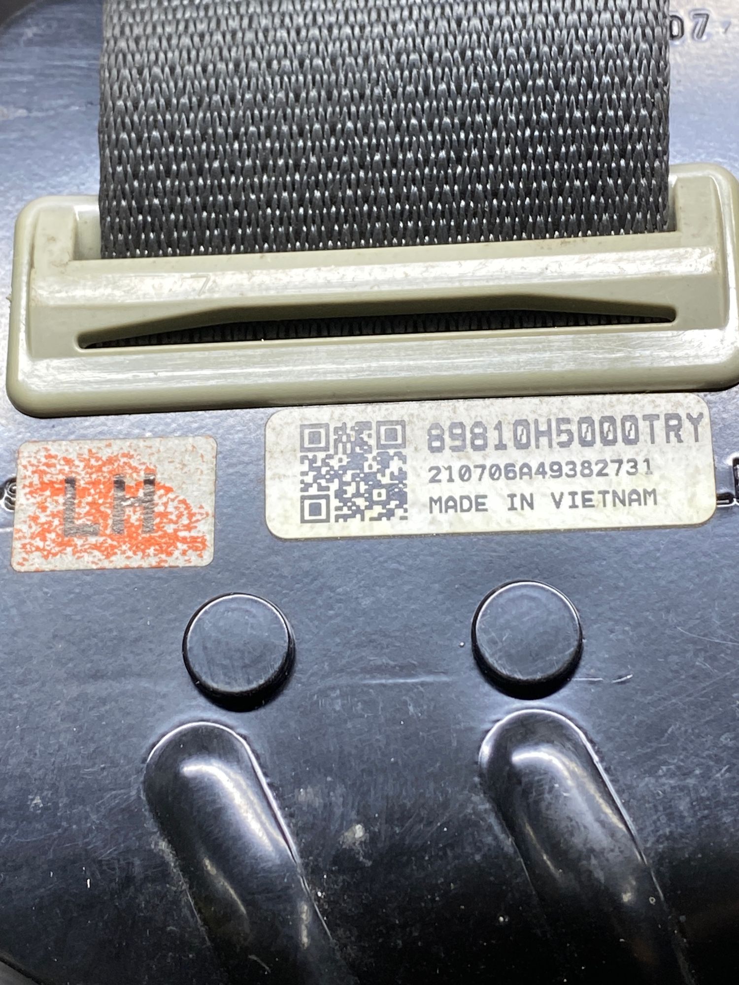 https://ycs.partsauto.market/partsauto-images/thmbs/userImages/c8f07ba63eb5b2f0f6006ea854bf8f7d/part/b31a358f-af0f-435e-9ef8-030b6b6ce044_1776950908283.jpg