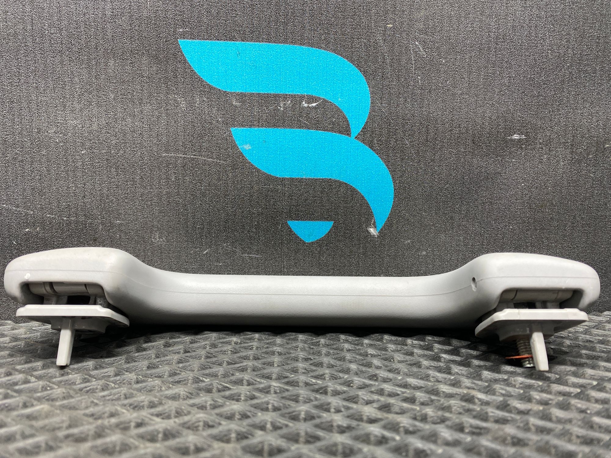 Б/У Ручка потолочная передняя Kia Rio 4 (G4FG) 1.6L AT 2021, 499 рублей, Краснодар