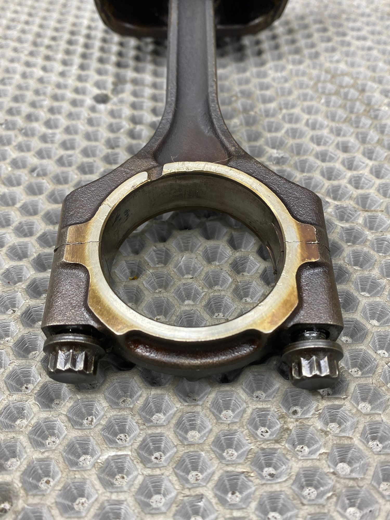 Б/У Шатун с поршнем  Hyundai Solaris 1 2014 Белый, 1490 рублей, Краснодар